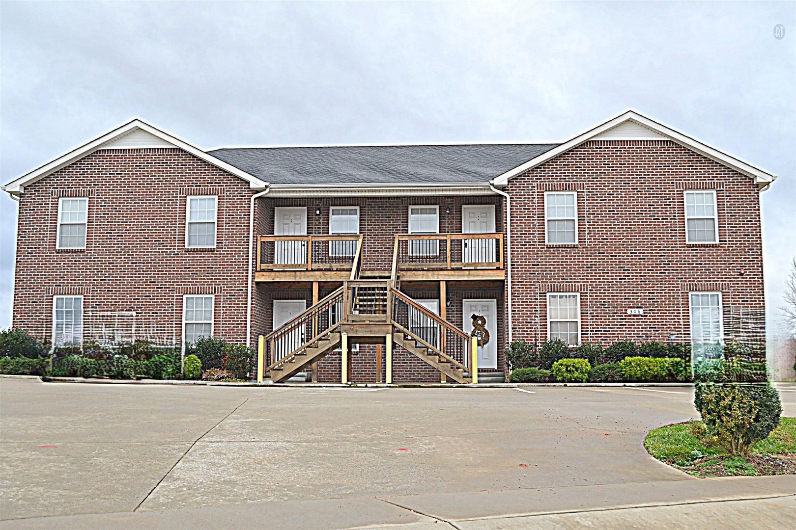 306 Rowand Ct Property Photo 1