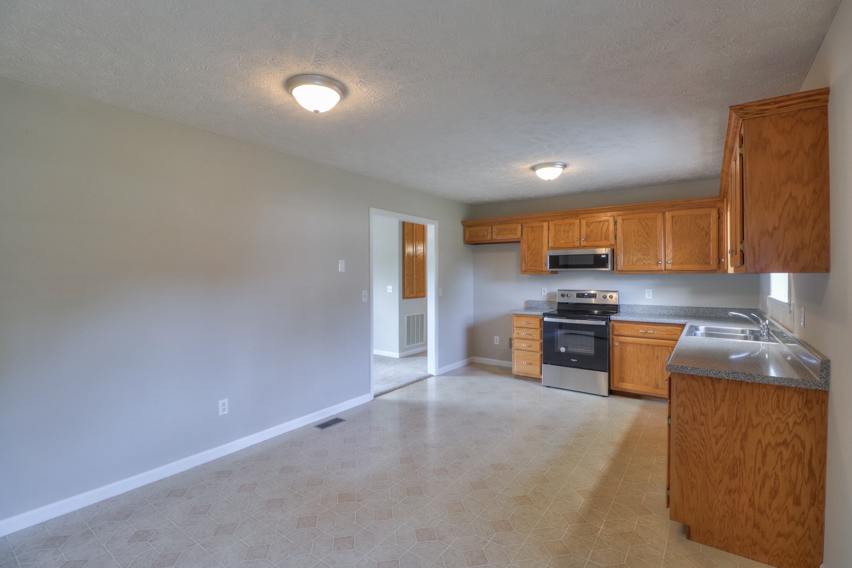 117 Kingwood Avenue Property Photo 4