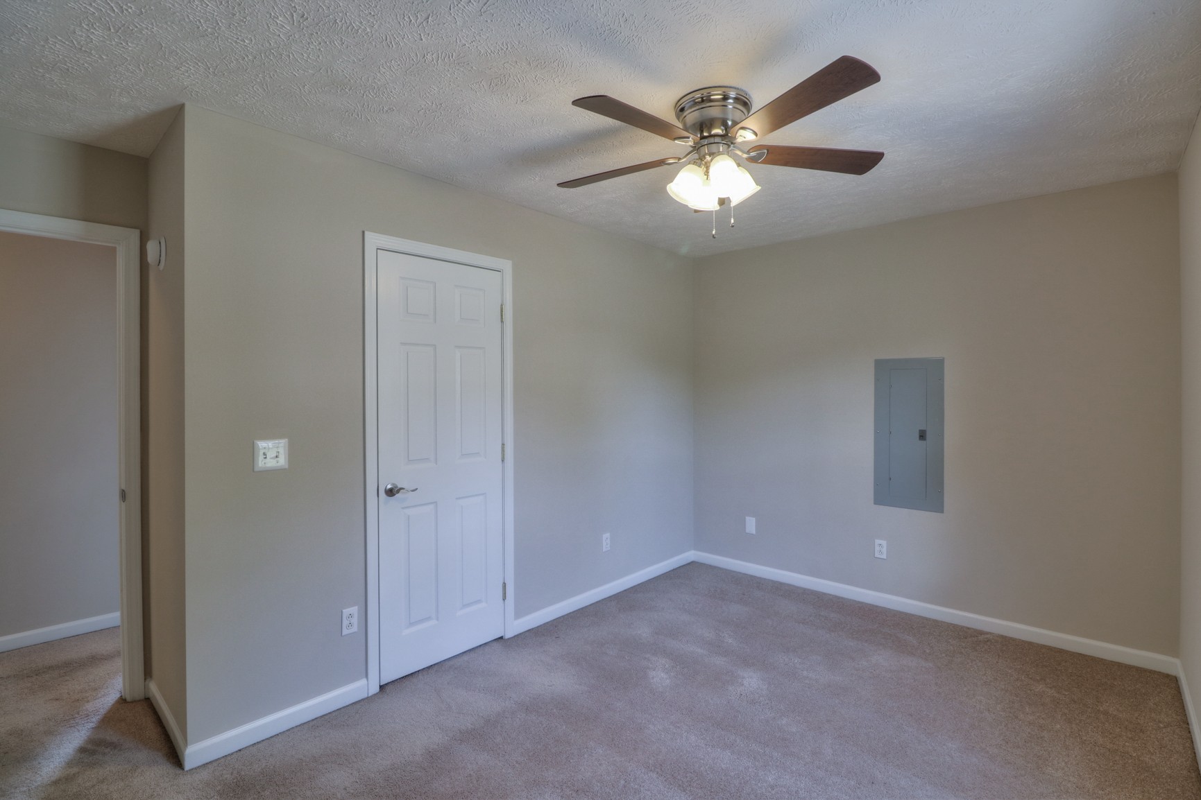 117 Kingwood Avenue Property Photo 7