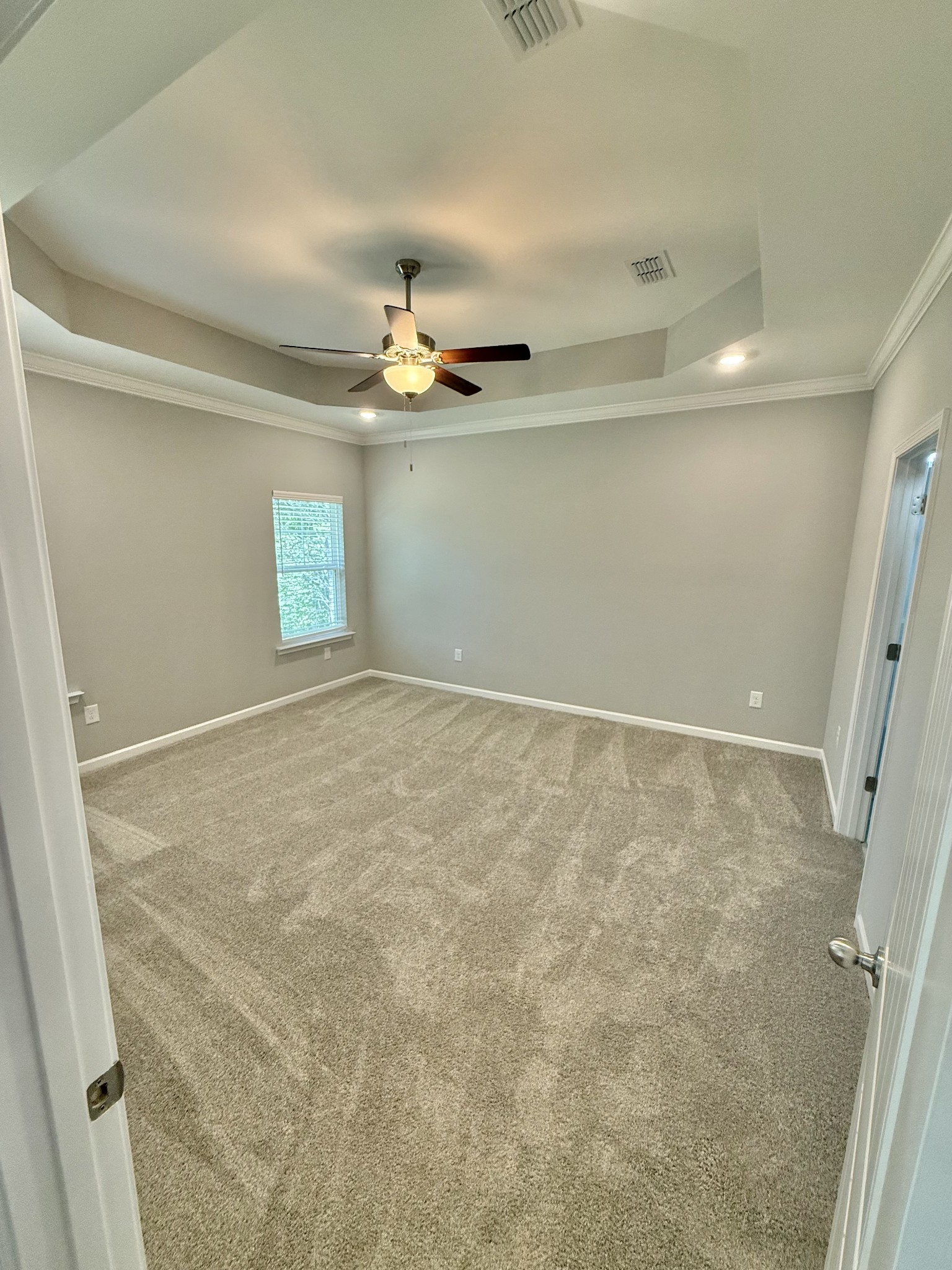 26 Country Circle Property Photo 6