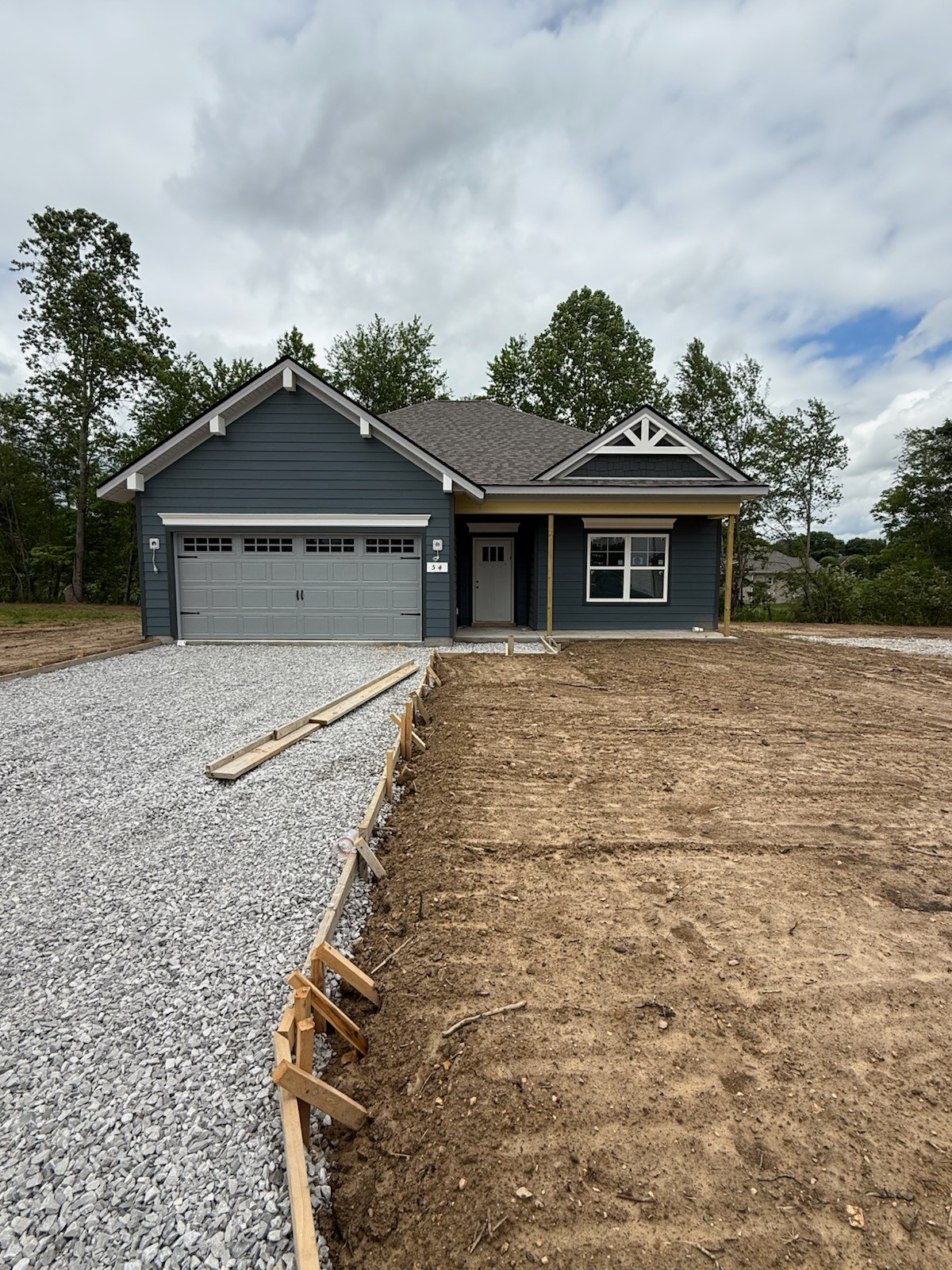 54 Country Circle Property Photo 1