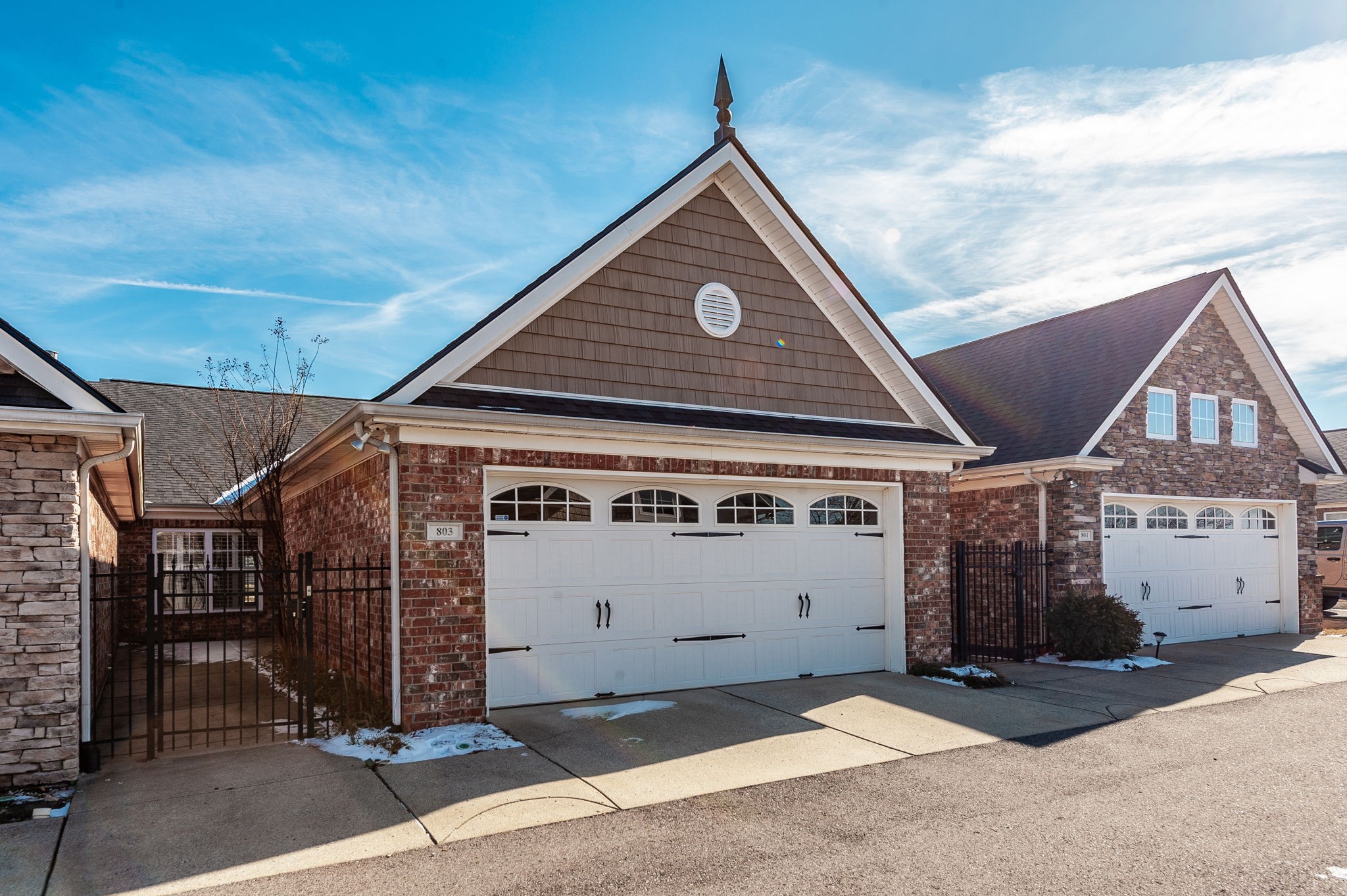 395 Devon Chase Hl Property Photo 1