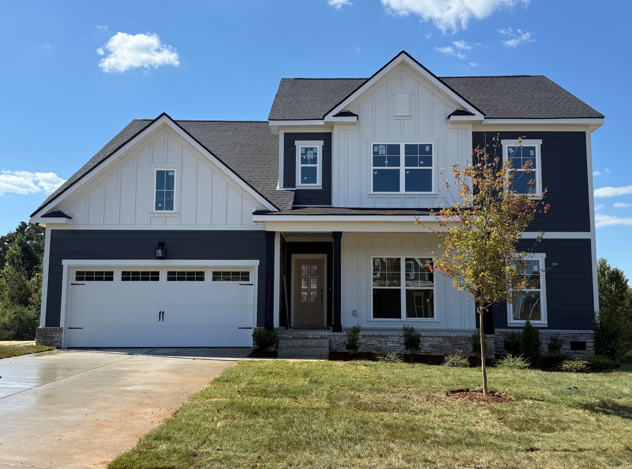 7337 Dutch River Circle Property Photo 1