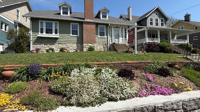 1808 Beechwood Avenue Property Photo