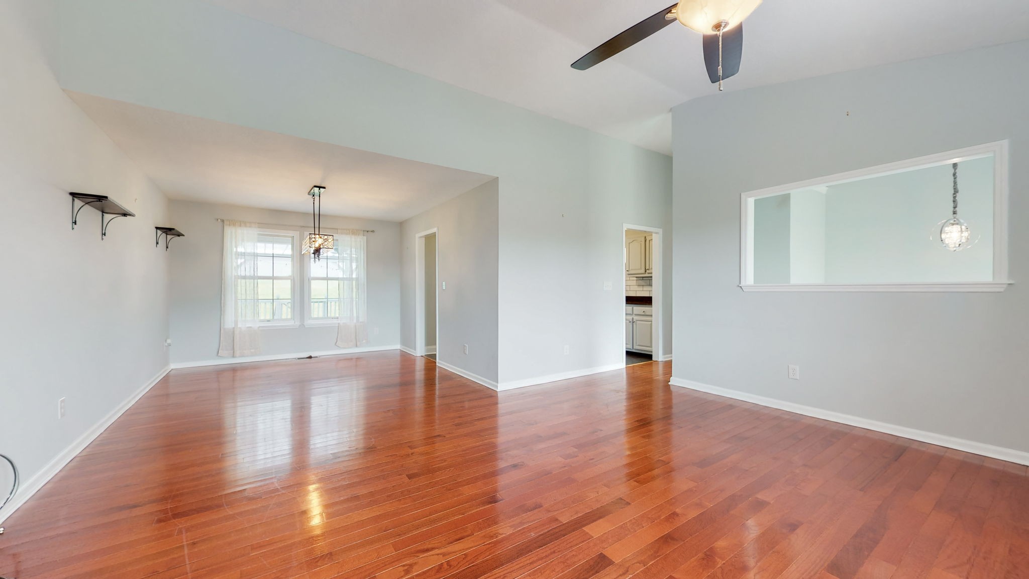 1504 Potter Dr Property Photo 8