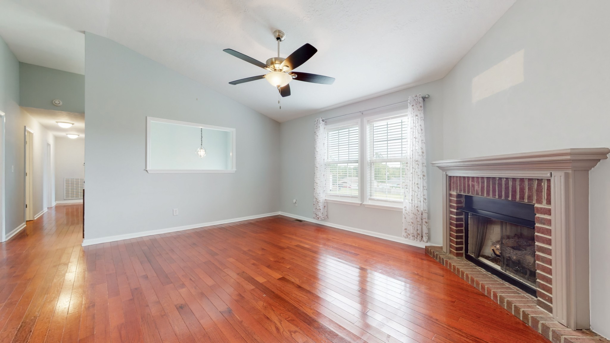 1504 Potter Dr Property Photo 9