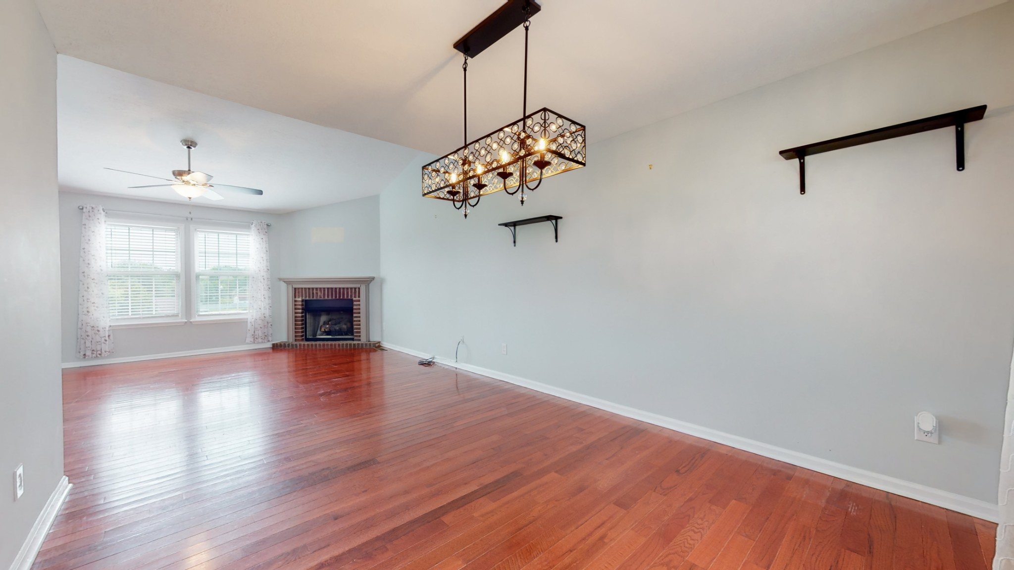 1504 Potter Dr Property Photo 12