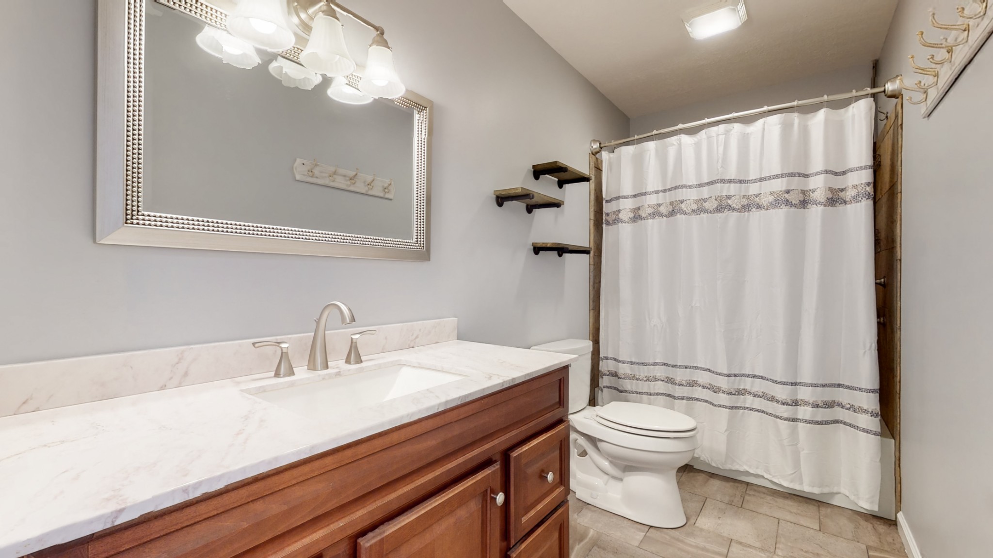 1504 Potter Dr Property Photo 17