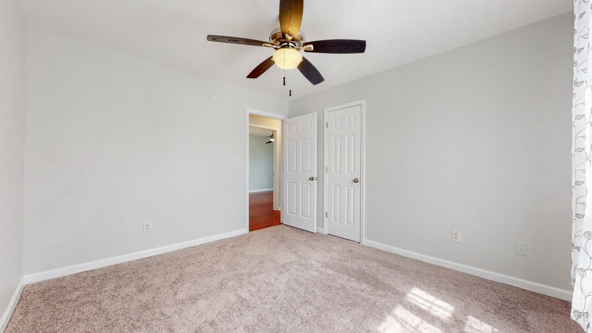 1504 Potter Dr Property Photo 20