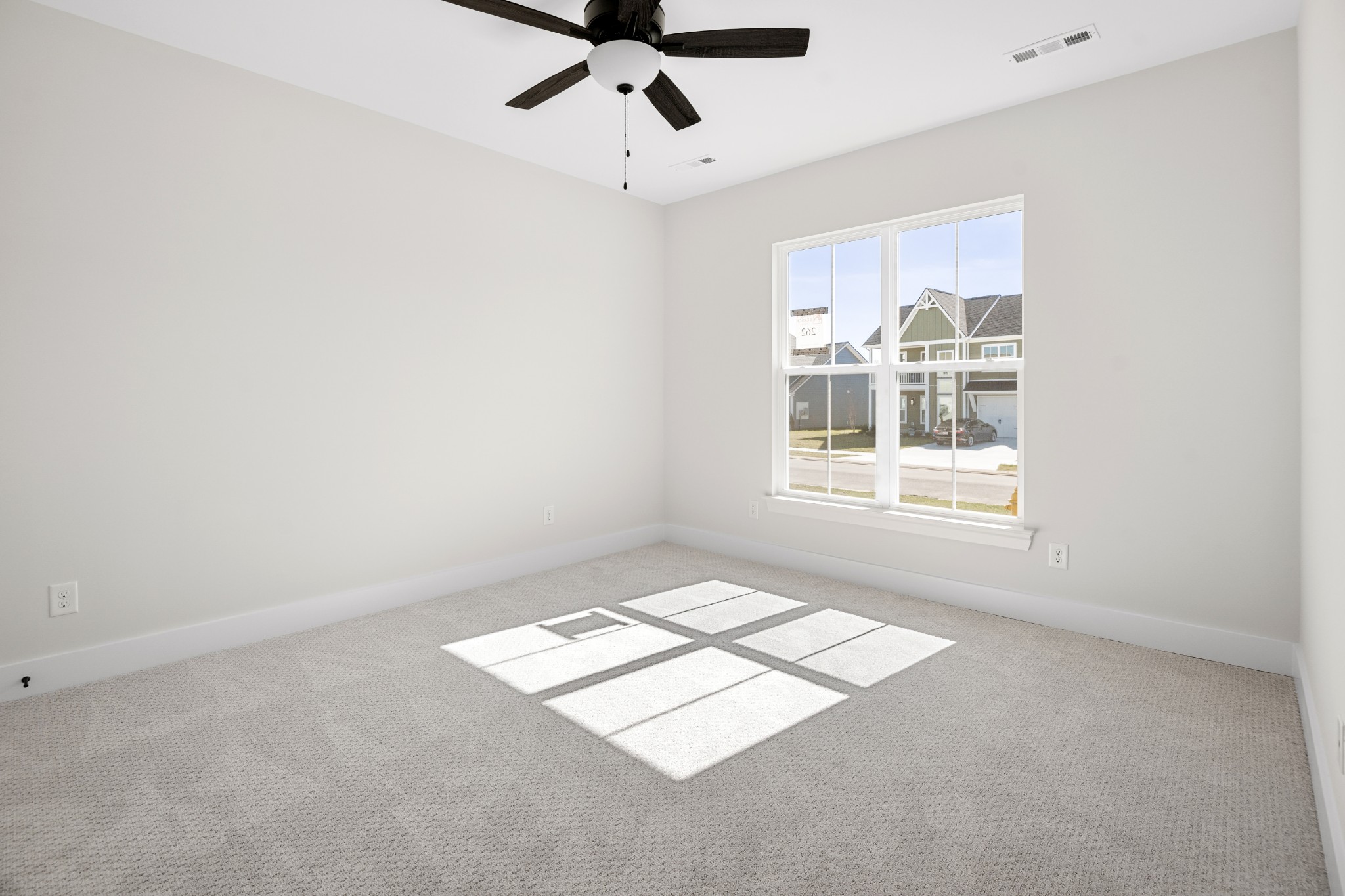 5172 Greentree Dr Property Photo 8