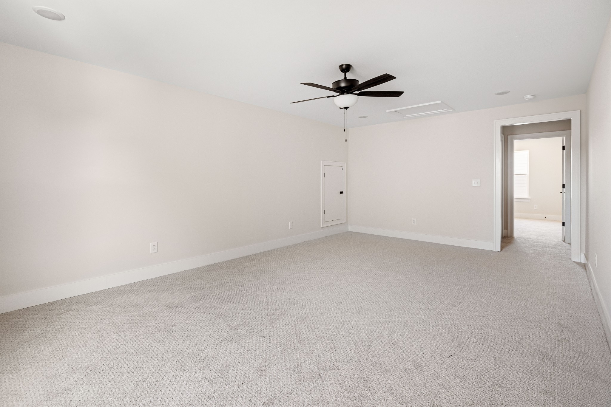 5172 Greentree Dr Property Photo 28