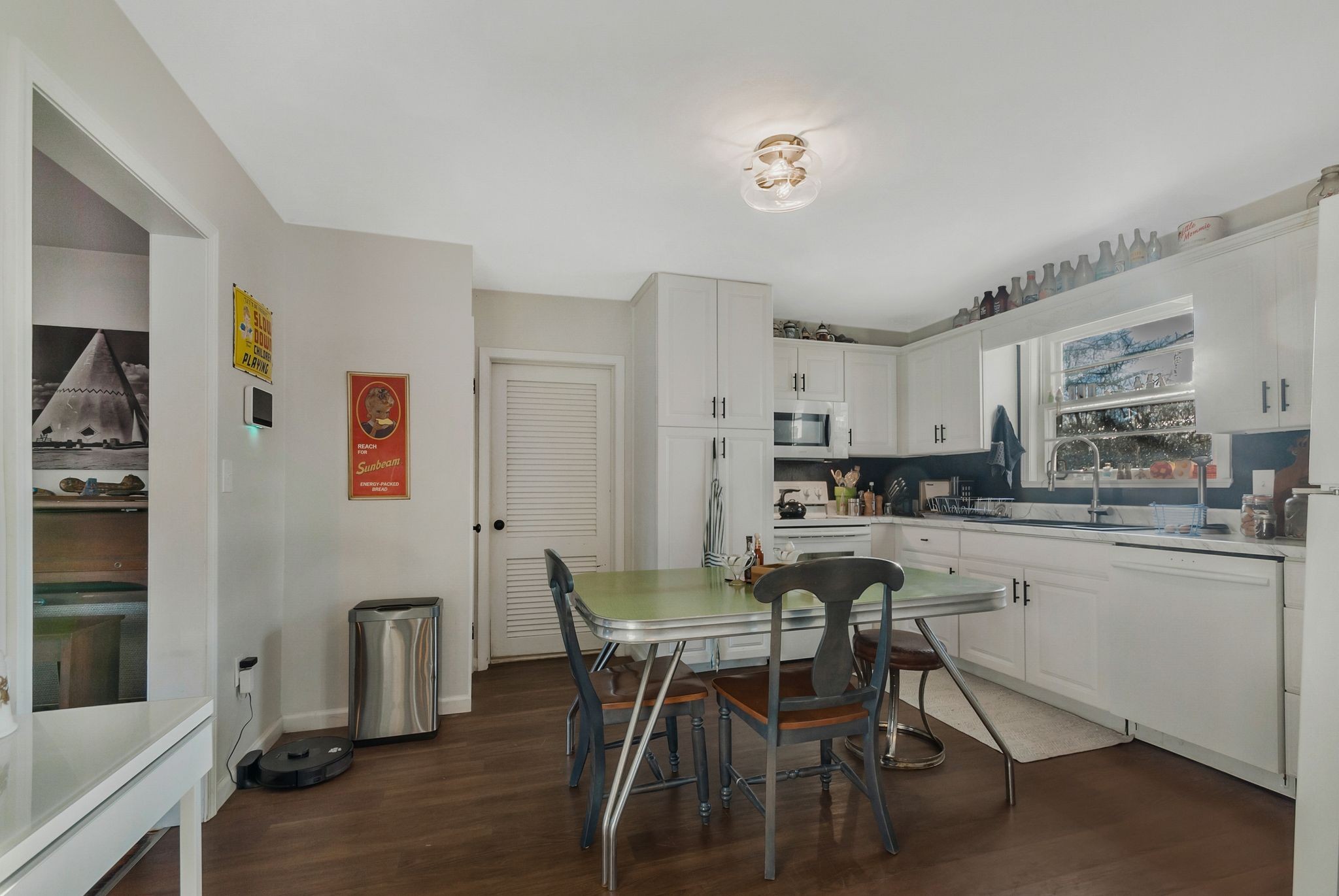 20 S Walnut St Property Photo 21