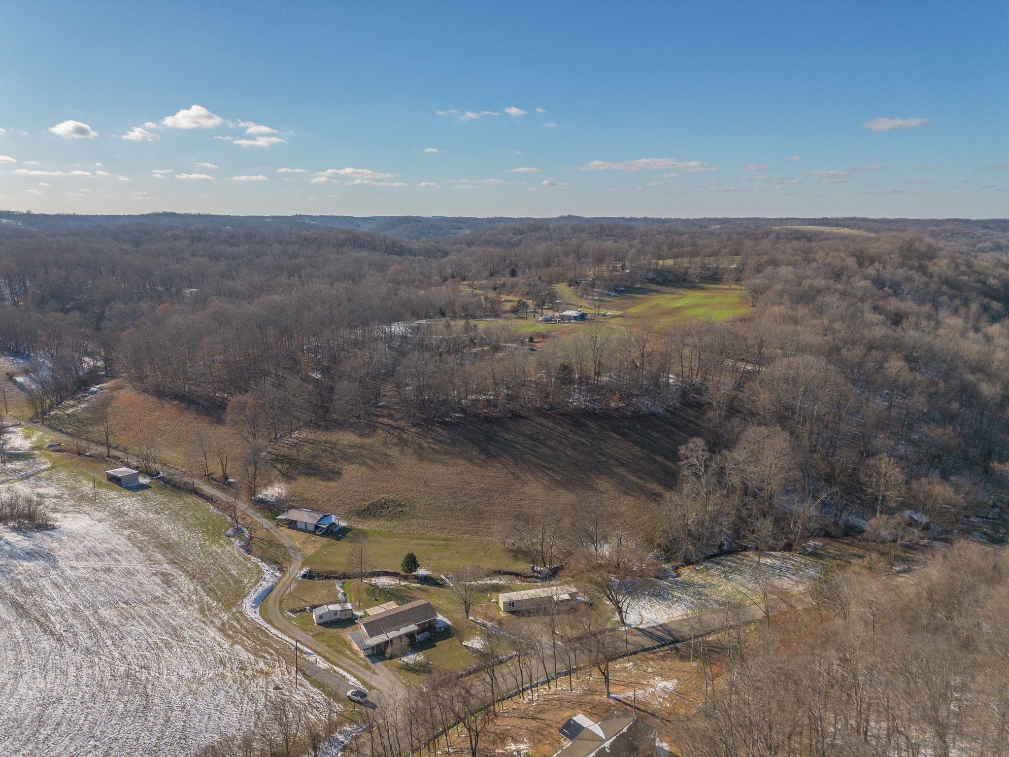 3356 Tanyard Hollow Road Property Photo 2
