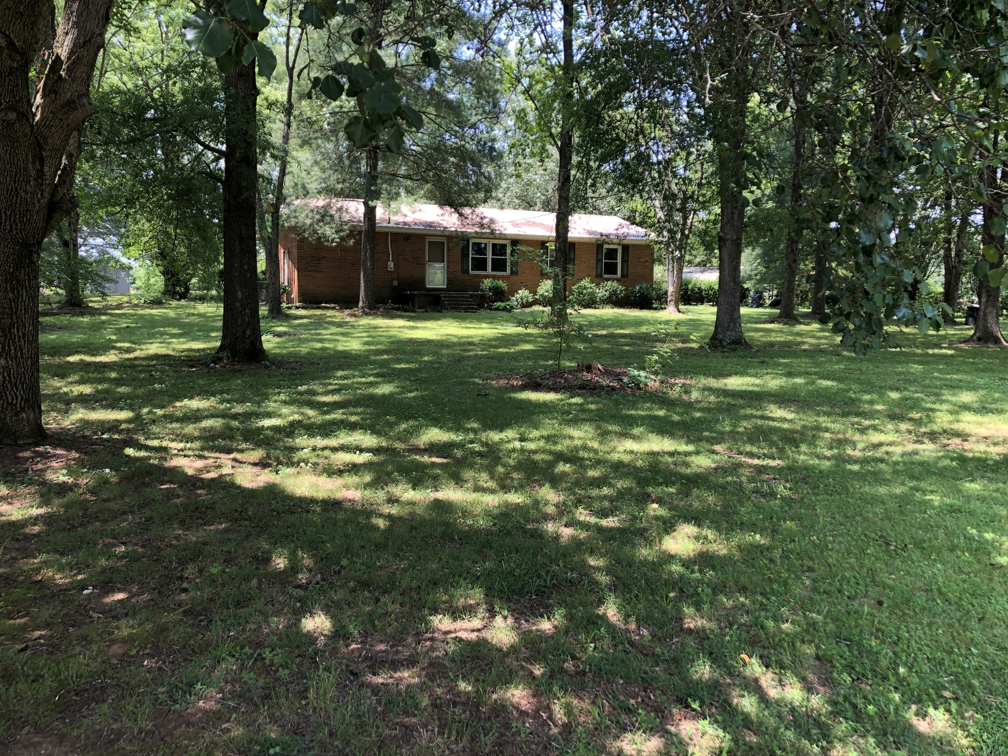 64 Carson Dr Property Photo 1