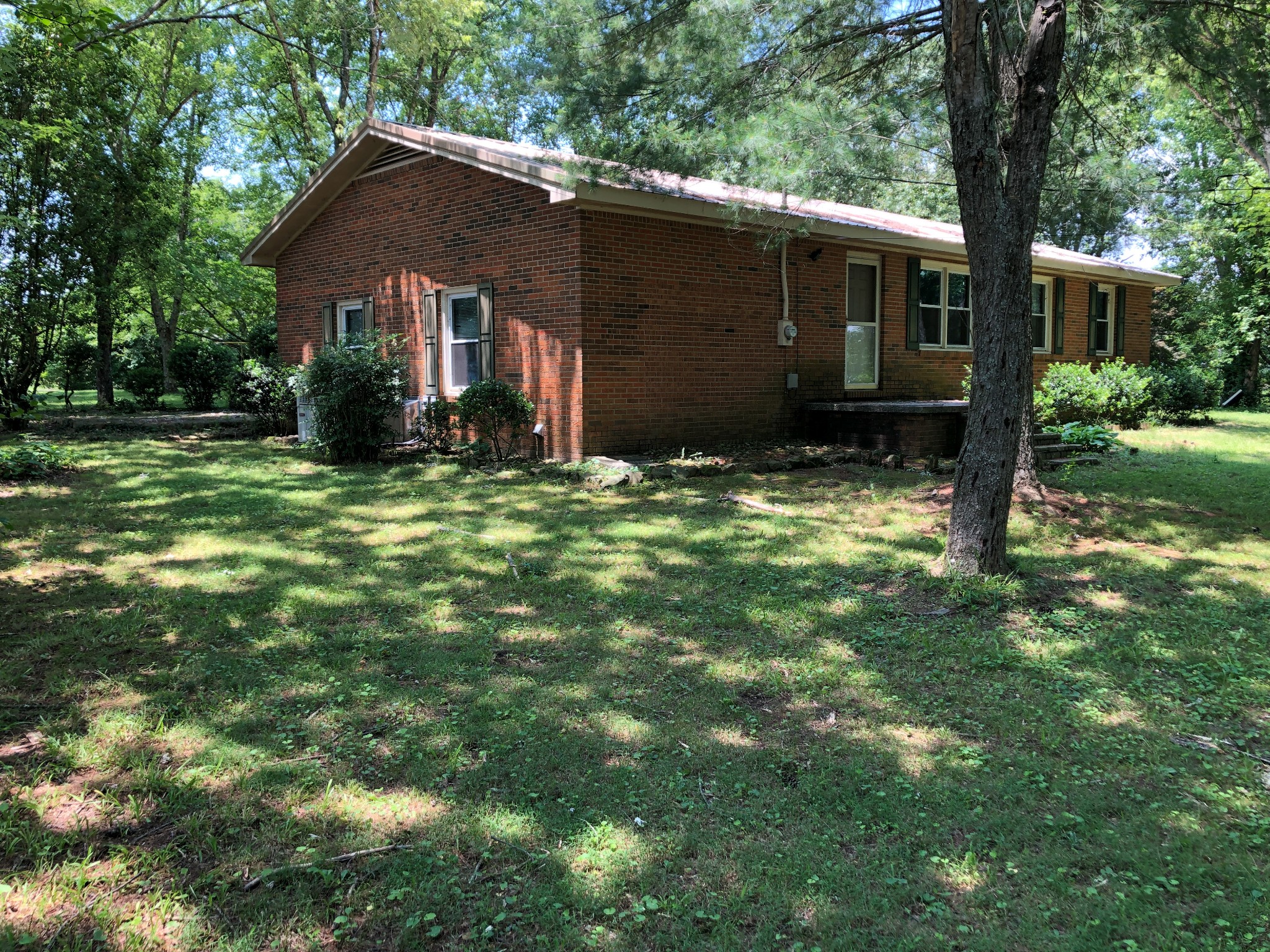 64 Carson Dr Property Photo 9