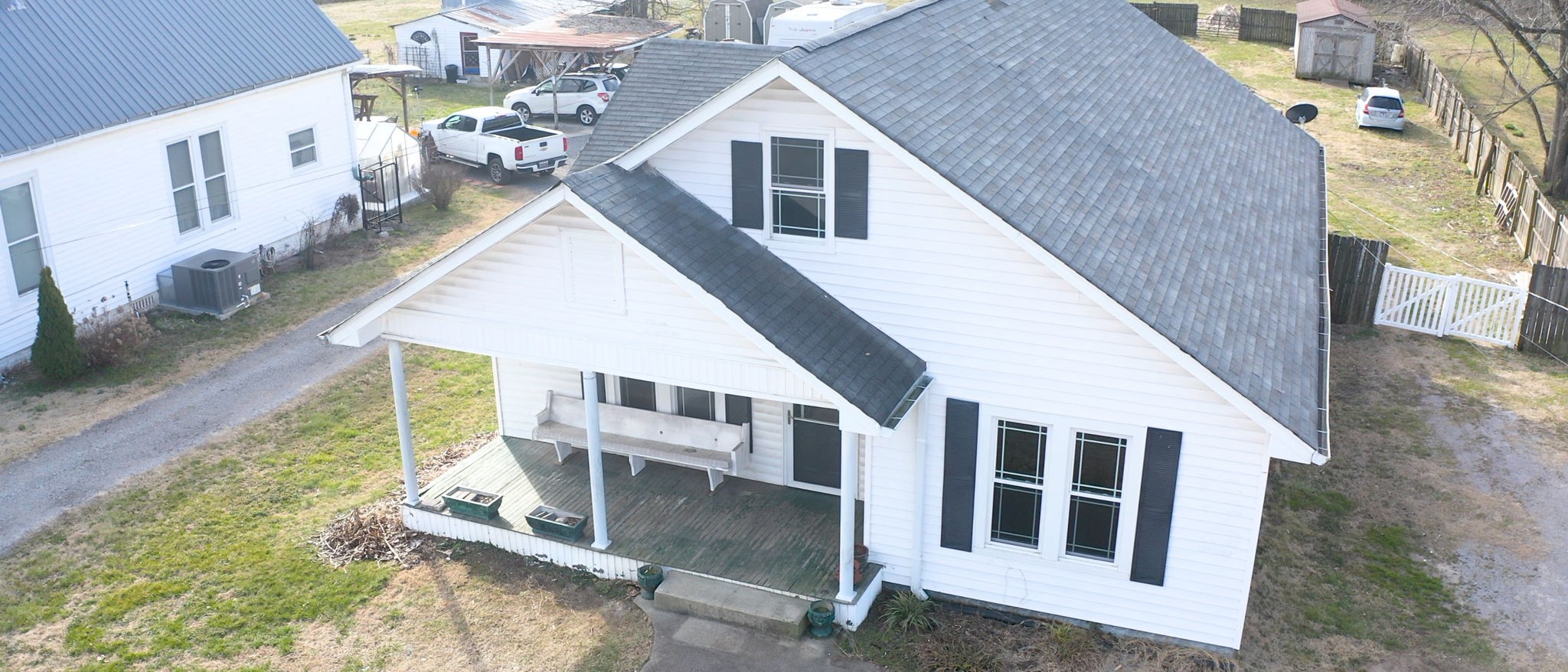 612 W Main St Property Photo 43