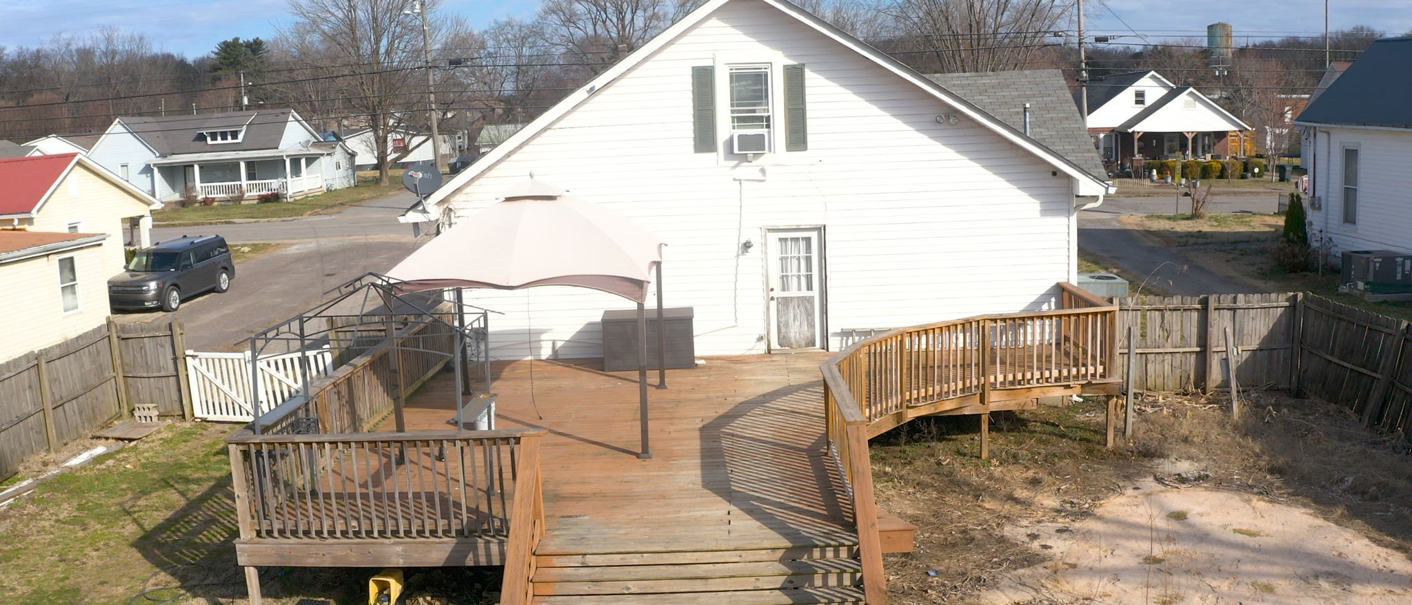 612 W Main St Property Photo 45