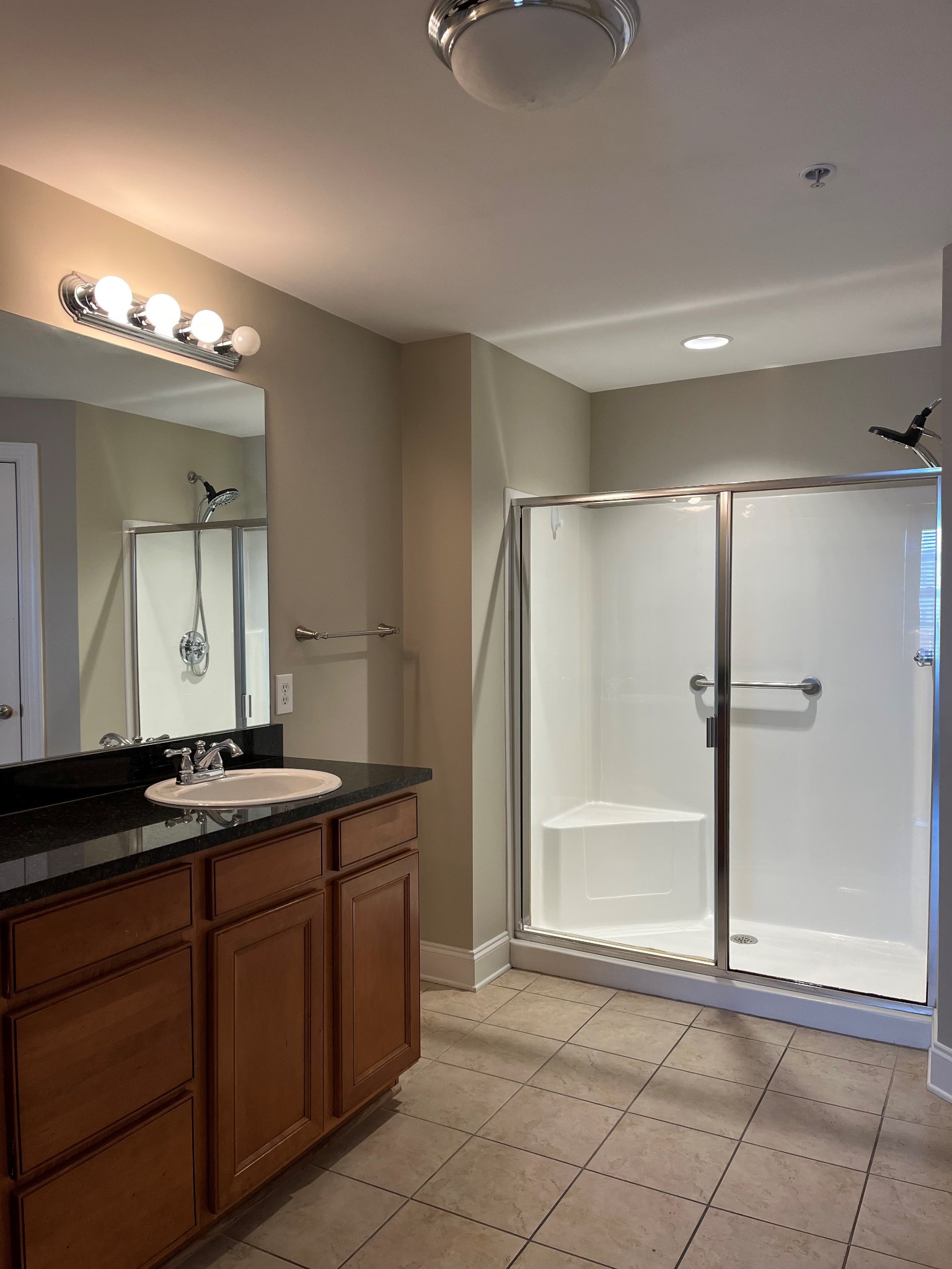 3201 Aspen Grove Dr Property Photo 9