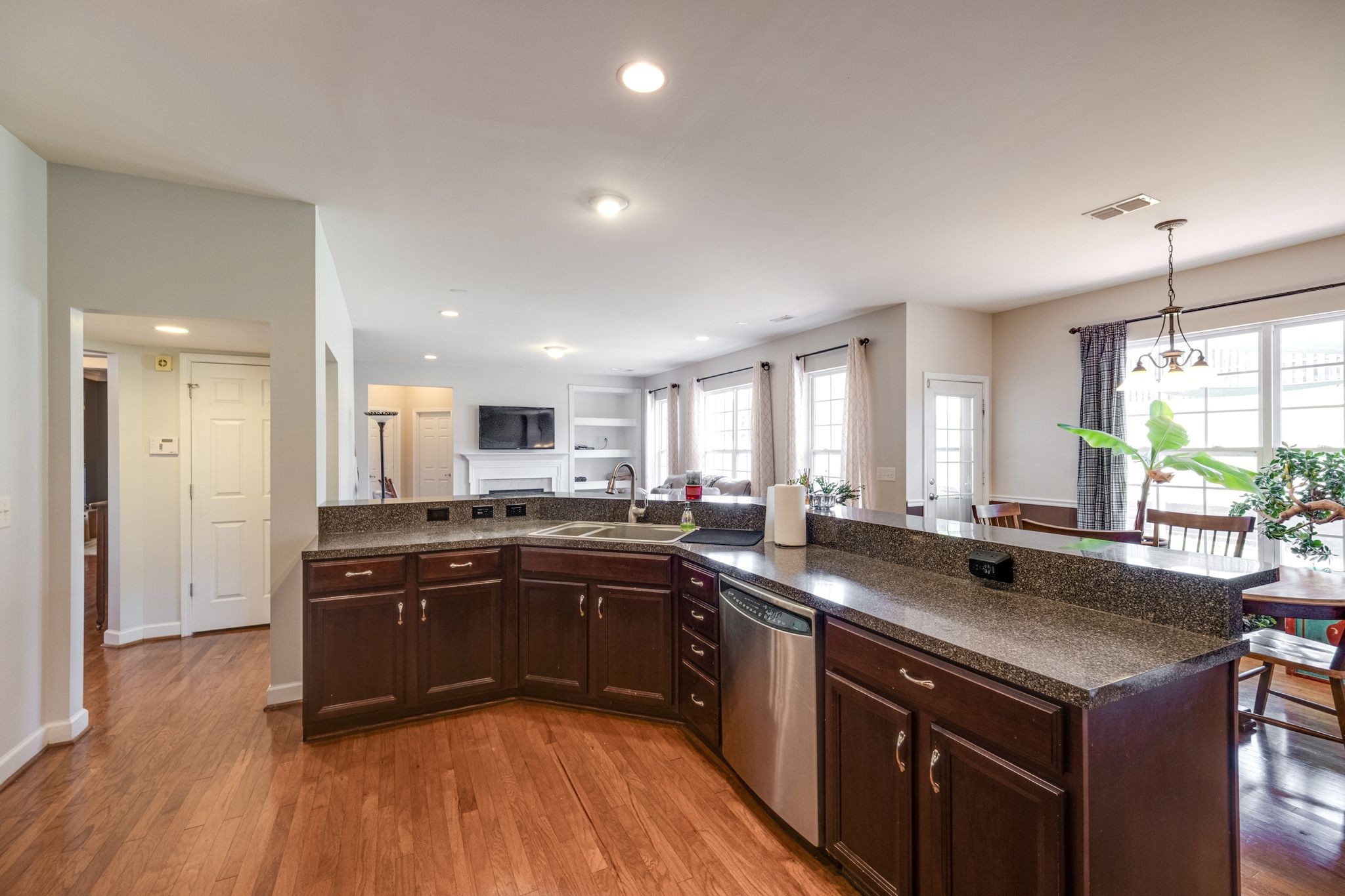 2009 Field Farm Ct Property Photo 15