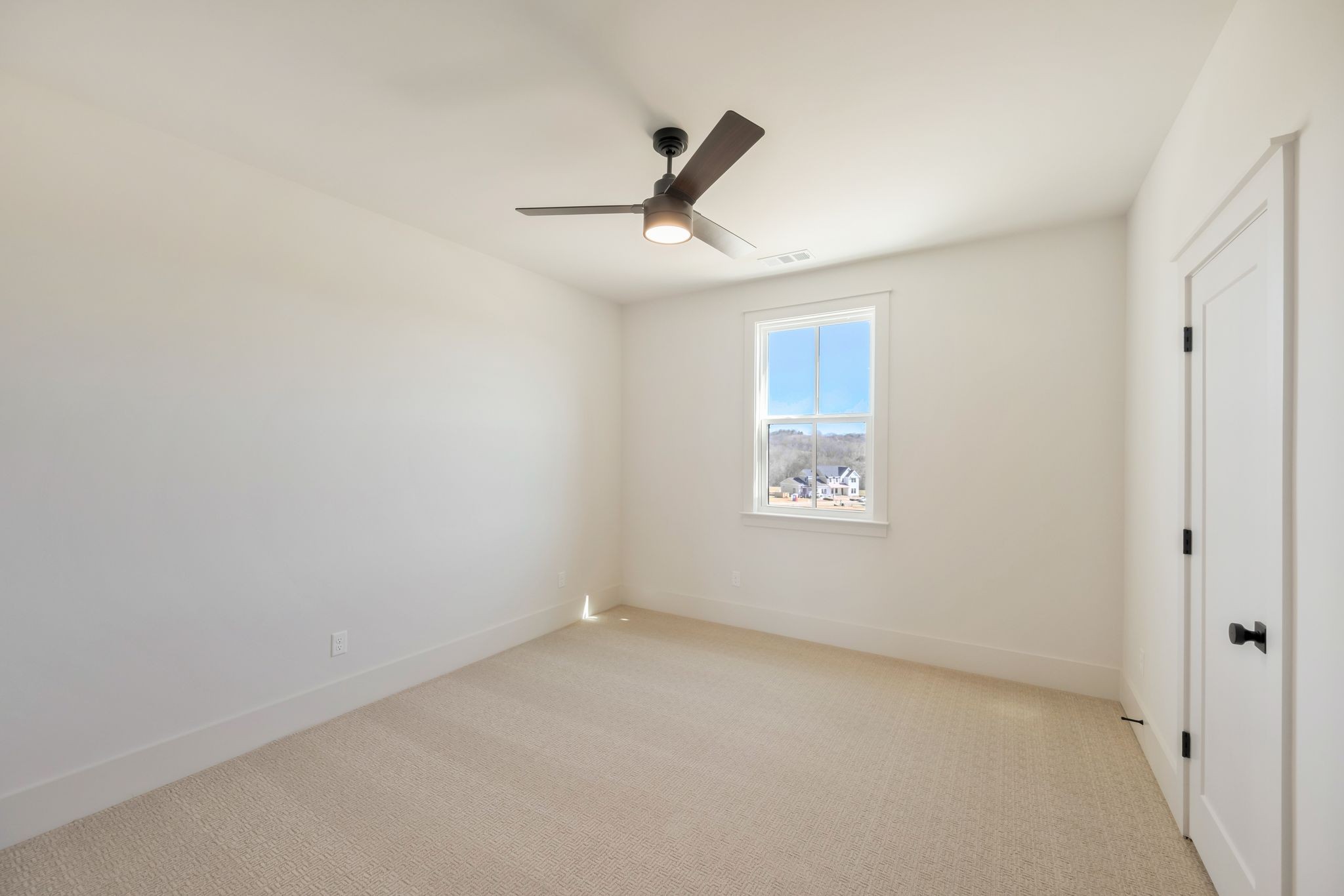 5041 Fairhaven Cir Property Photo 32