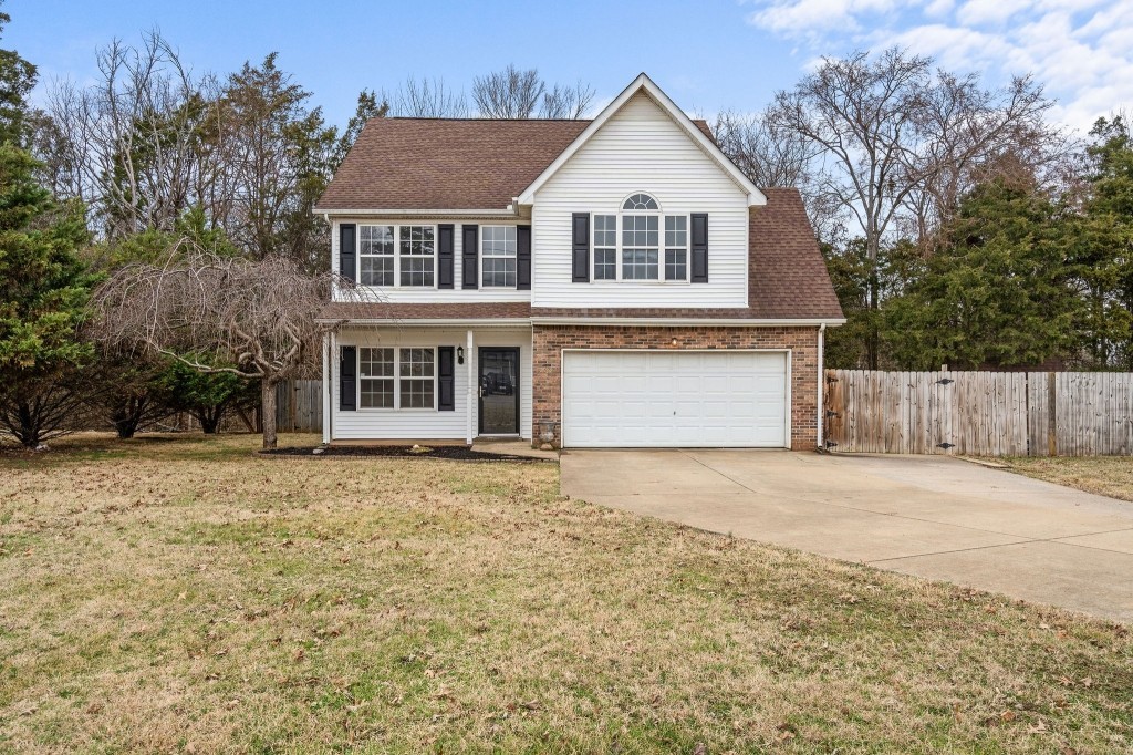 2102 Eastview Dr Property Photo