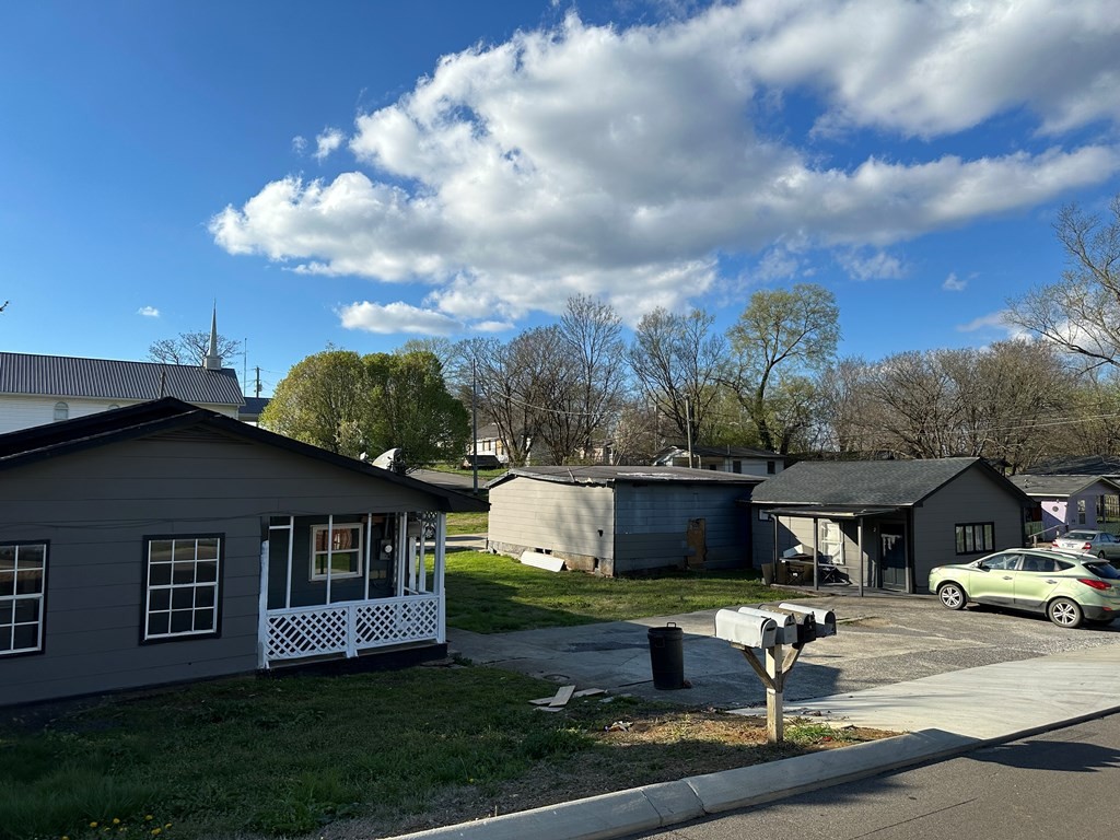 16001610 Chippewa Avenue, Se Property Photo 1