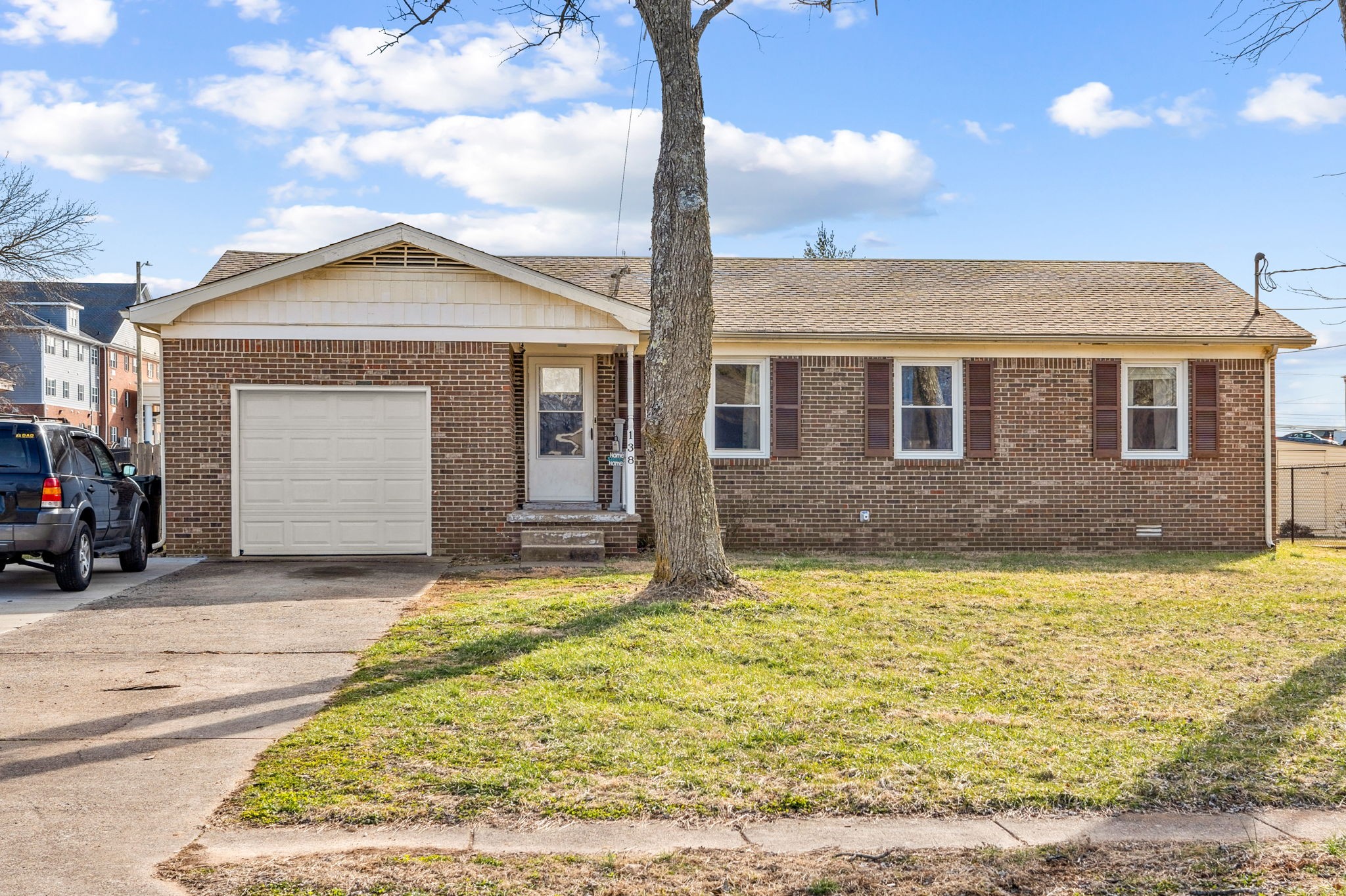 138 Boxwood Dr Property Photo