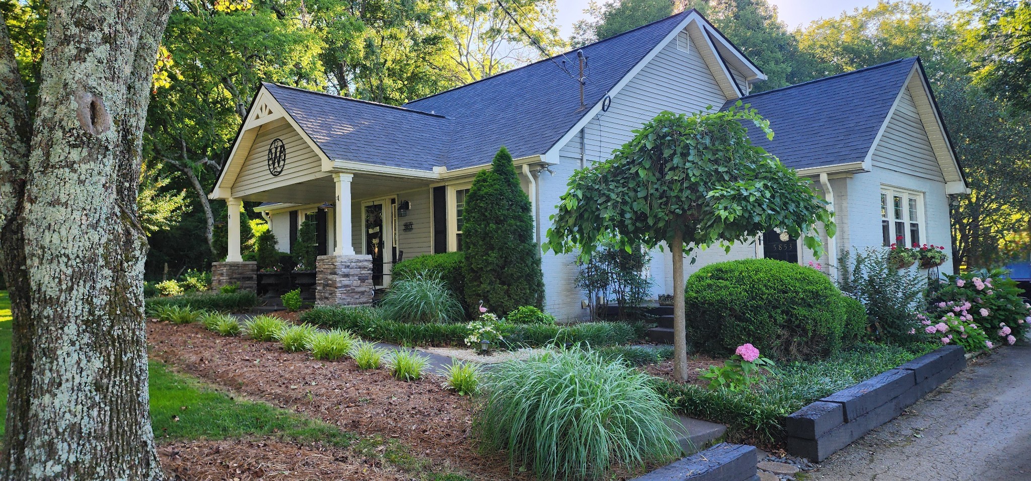 5853 Mount View Rd Property Photo 10