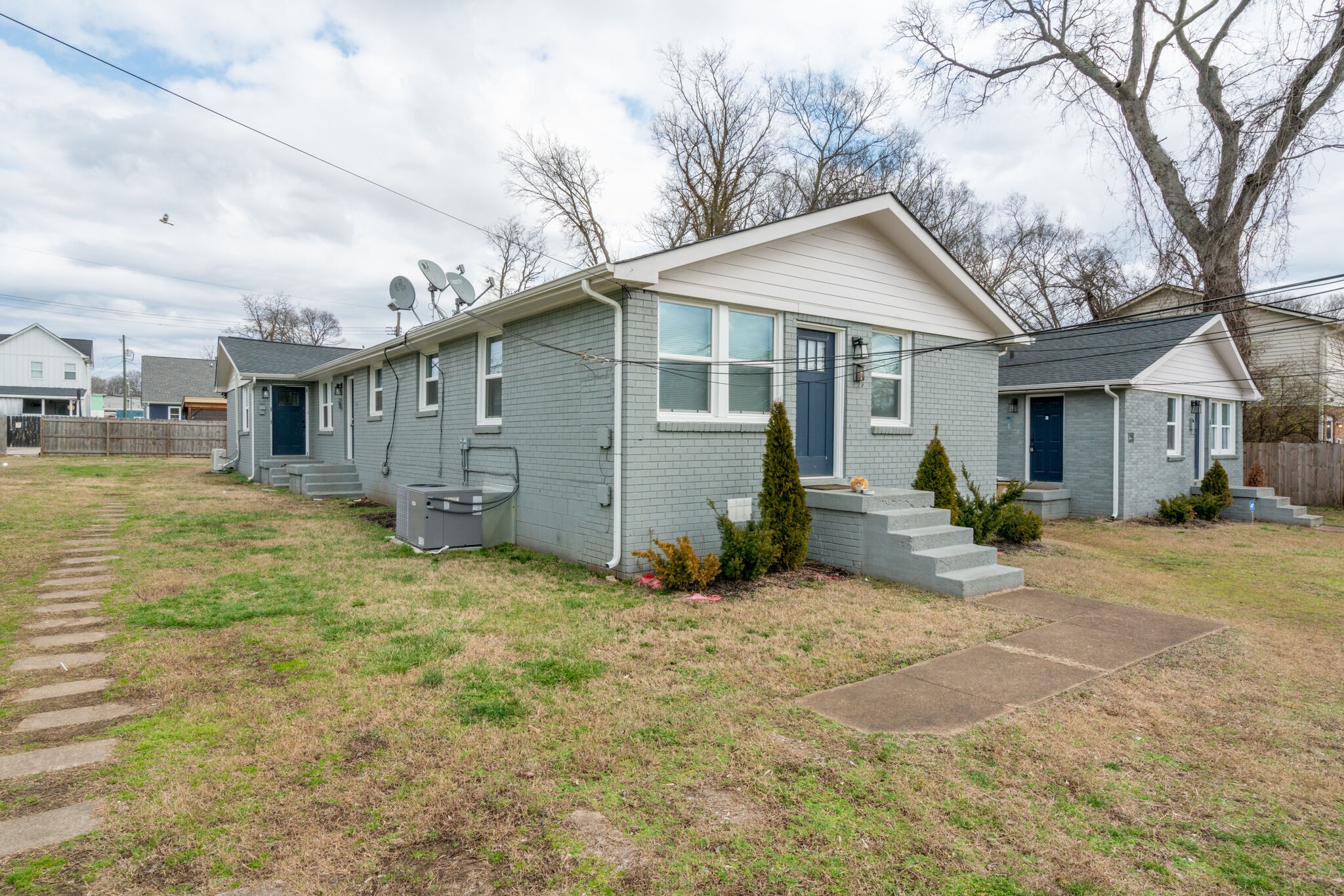 1730 17th Ave, N Property Photo 1