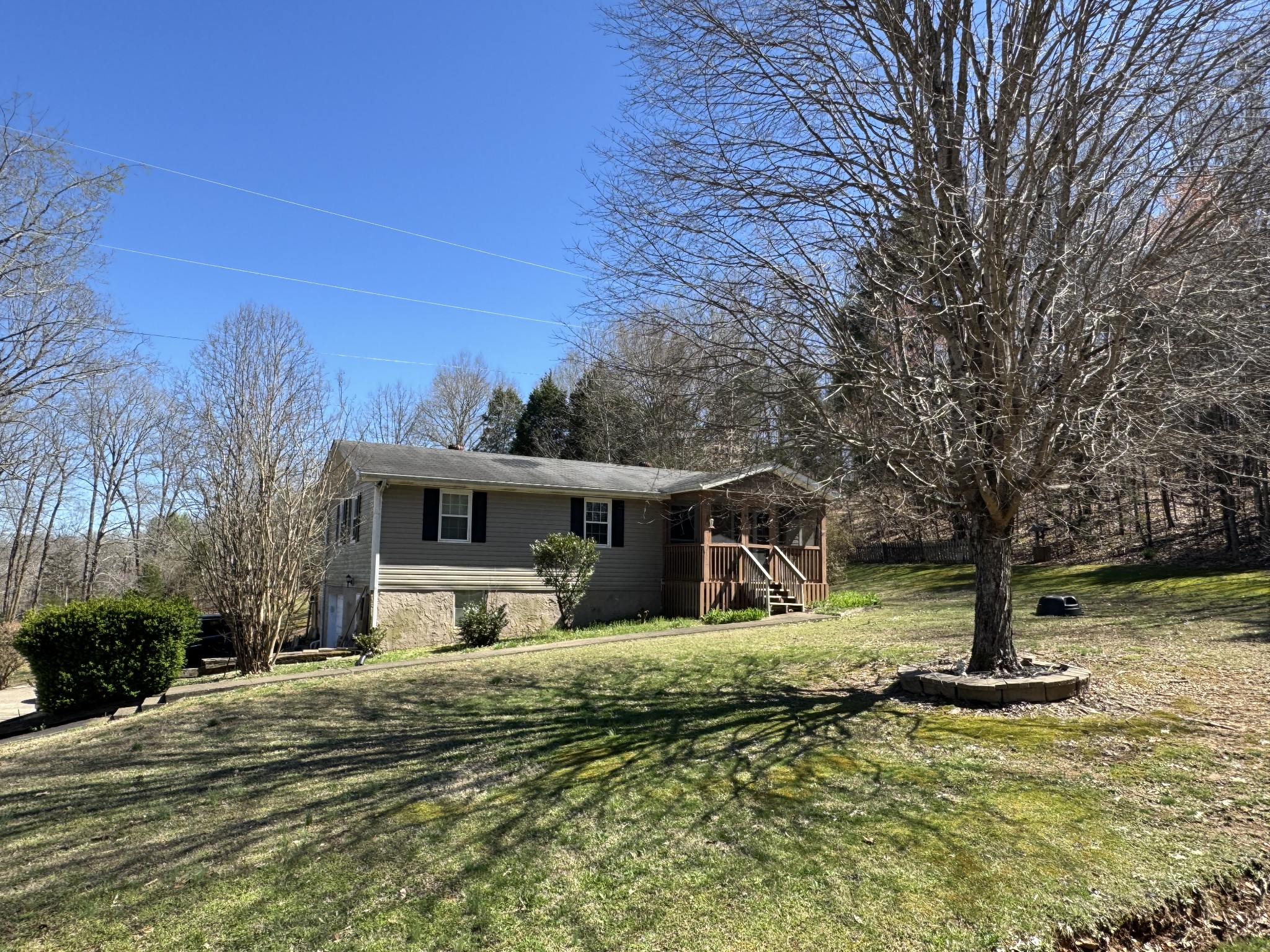 5231 Watkins Ford Rd Property Photo