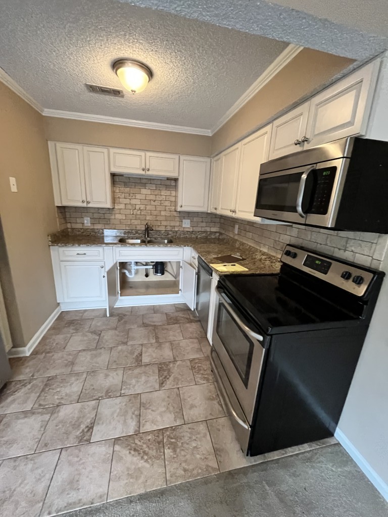 5795 Brentwood Trce Property Photo 5