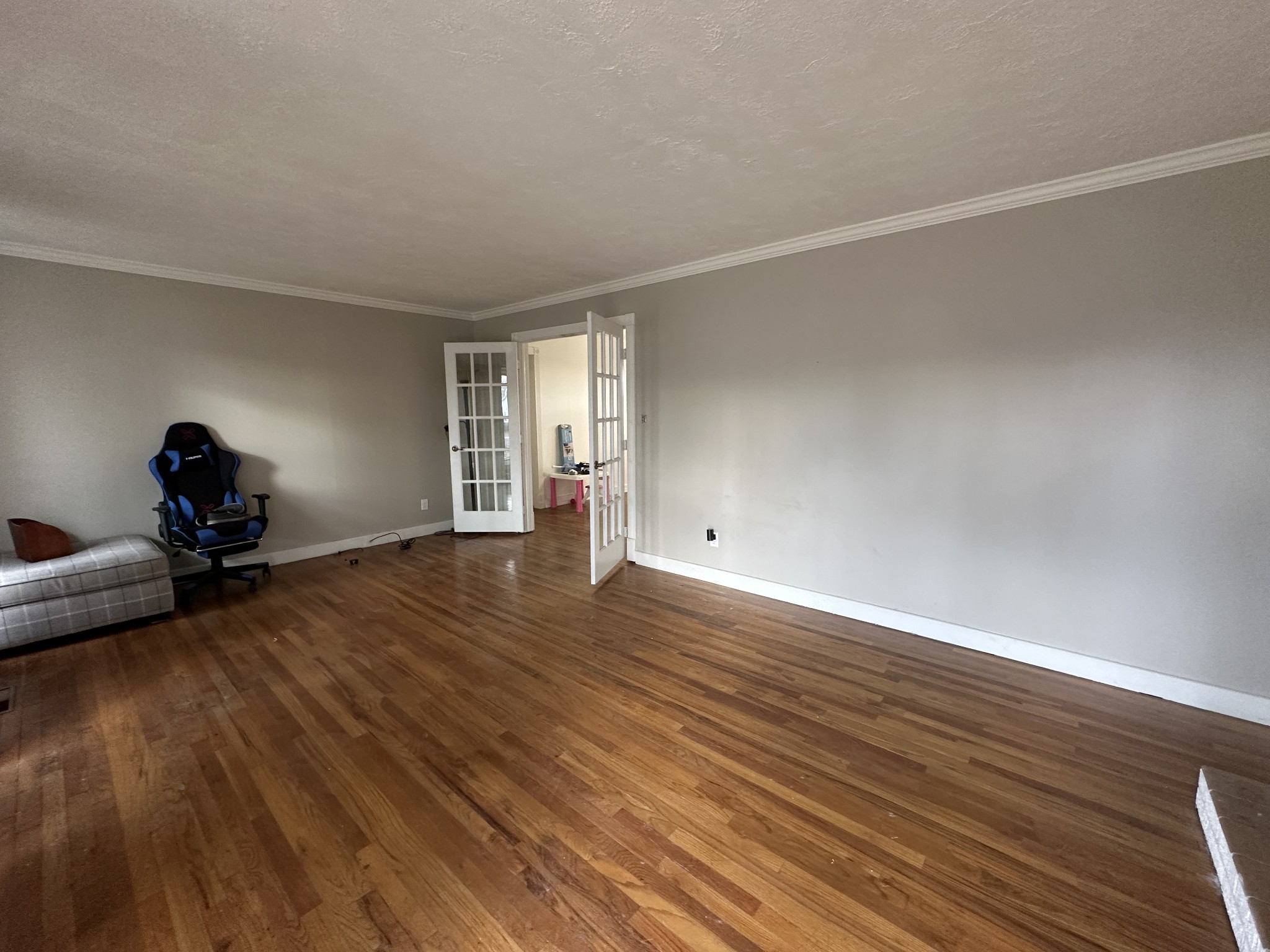 77 Nunn Blvd Property Photo 6