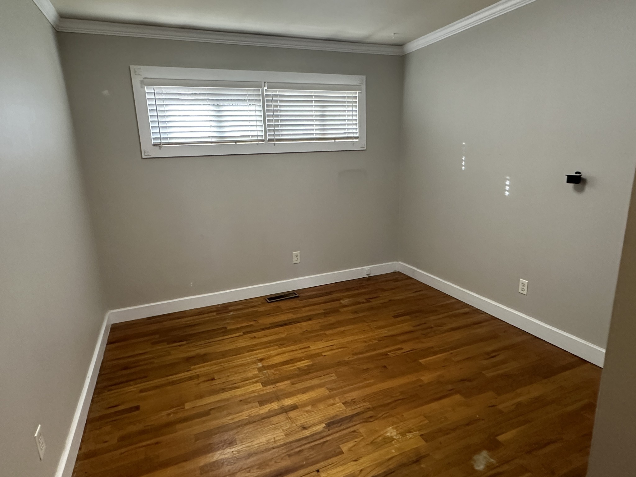 77 Nunn Blvd Property Photo 12
