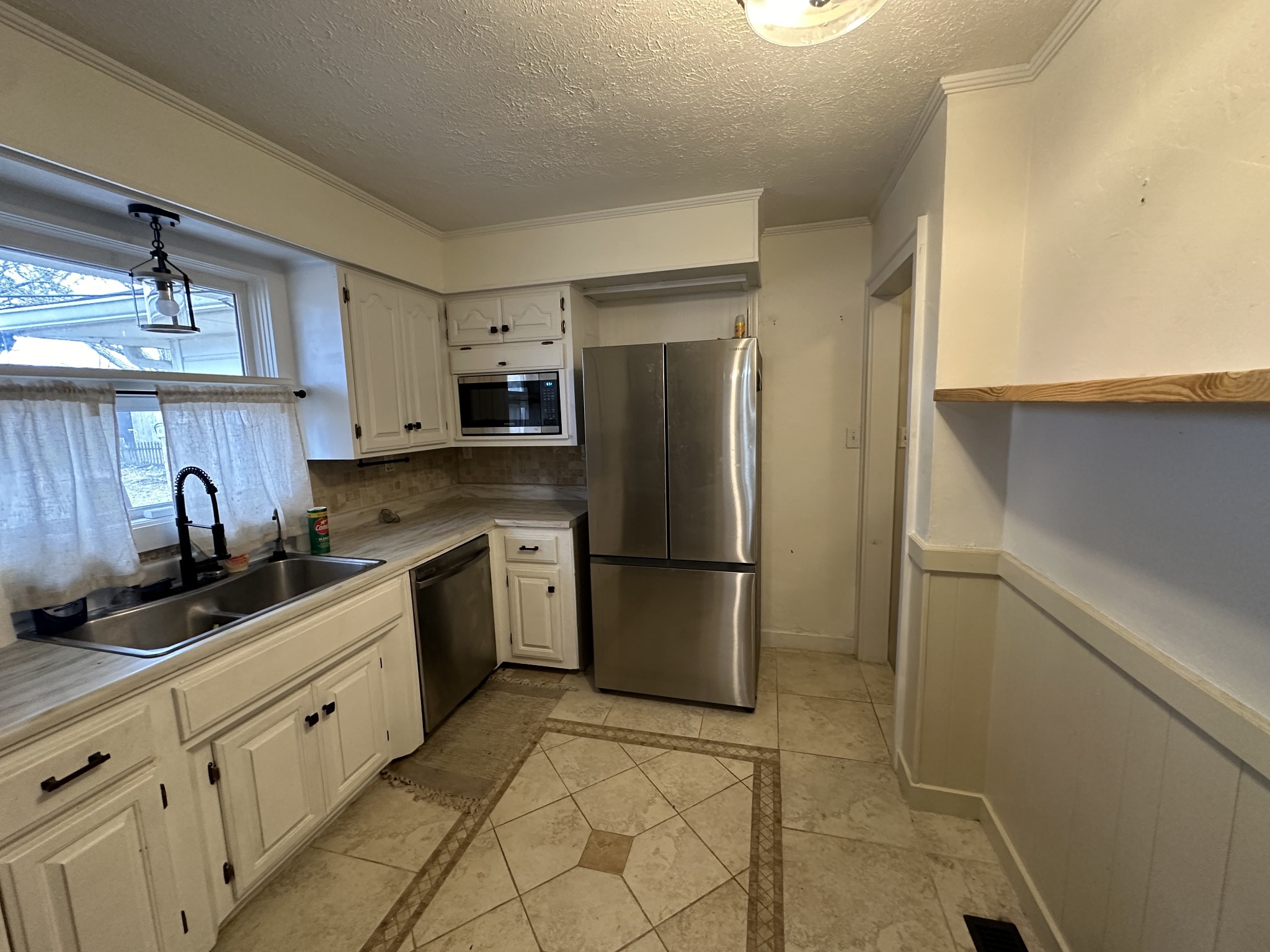 77 Nunn Blvd Property Photo 23
