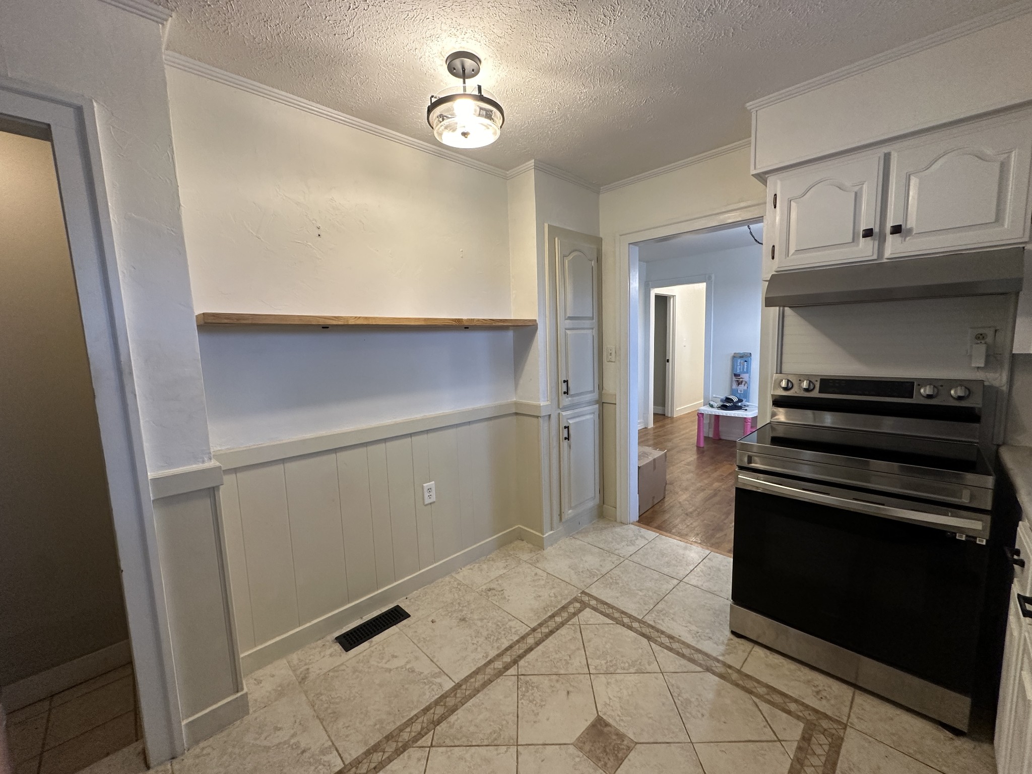 77 Nunn Blvd Property Photo 24