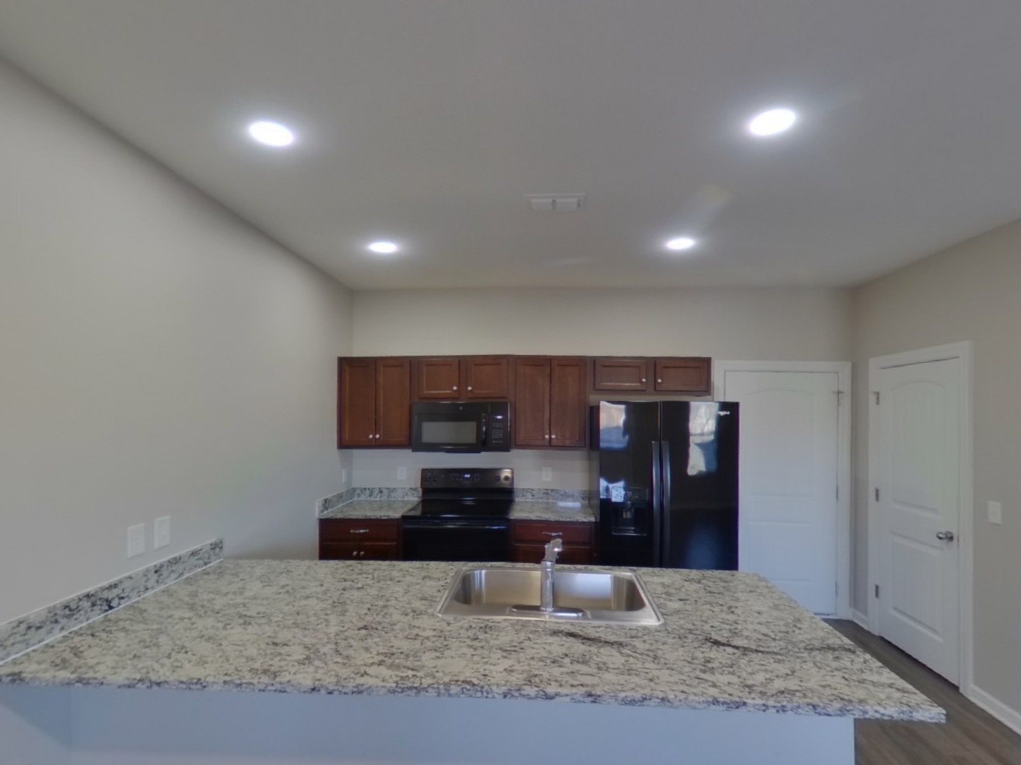 2243 Lismore Dr Property Photo 4