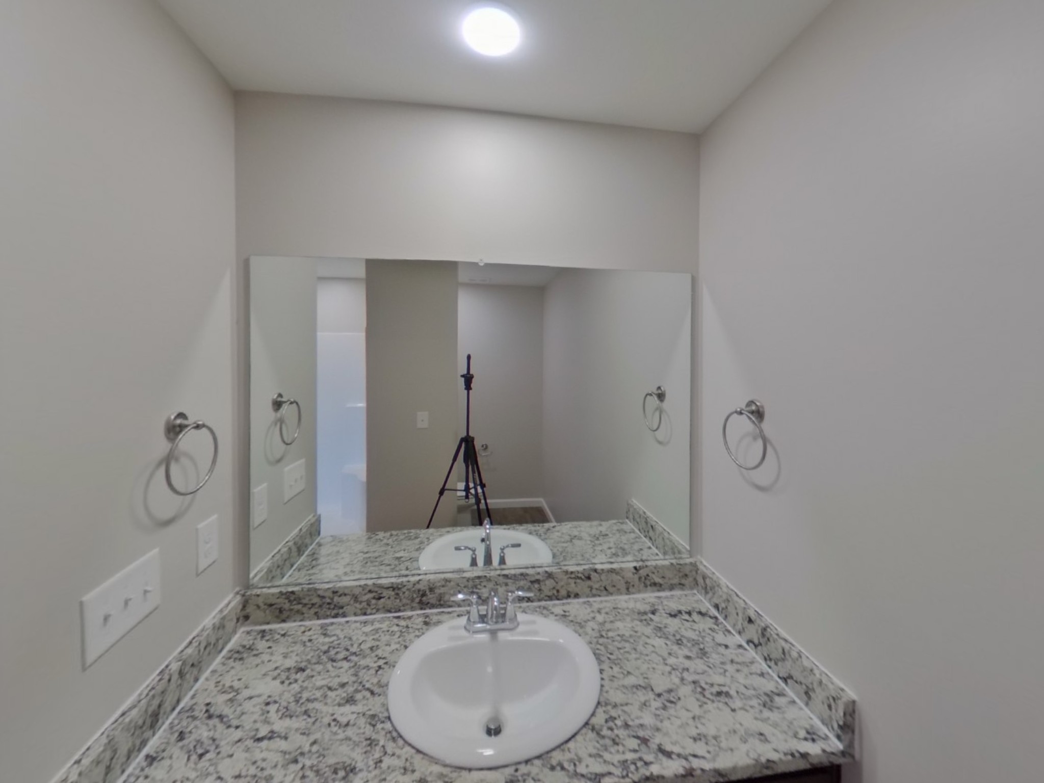 2243 Lismore Dr Property Photo 7