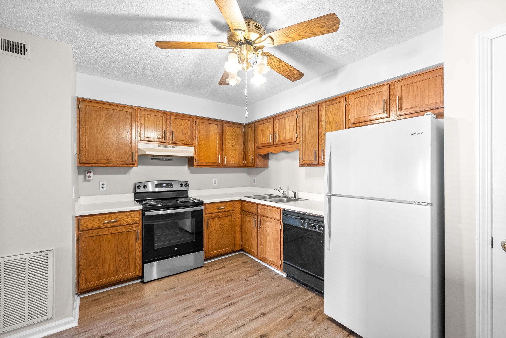 287 Dunbar Cave Road Property Photo 4