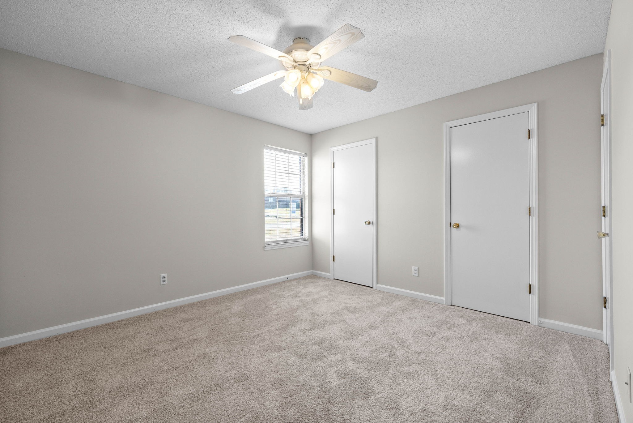 287 Dunbar Cave Road Property Photo 10