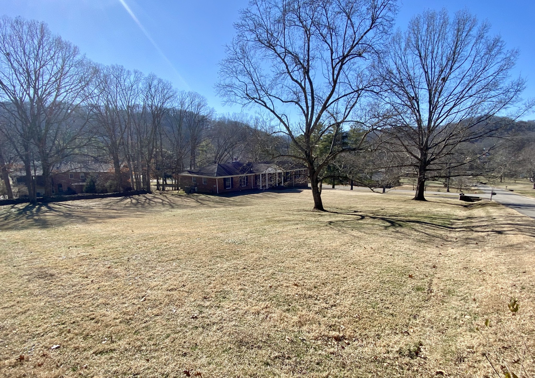 628 Forest Park Dr Property Photo 3