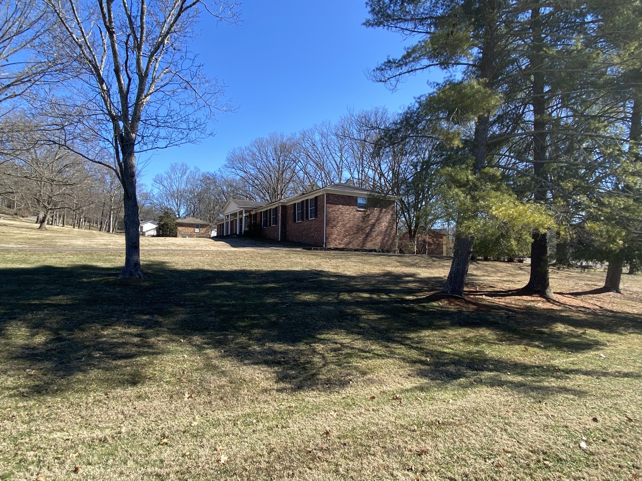 628 Forest Park Dr Property Photo 4