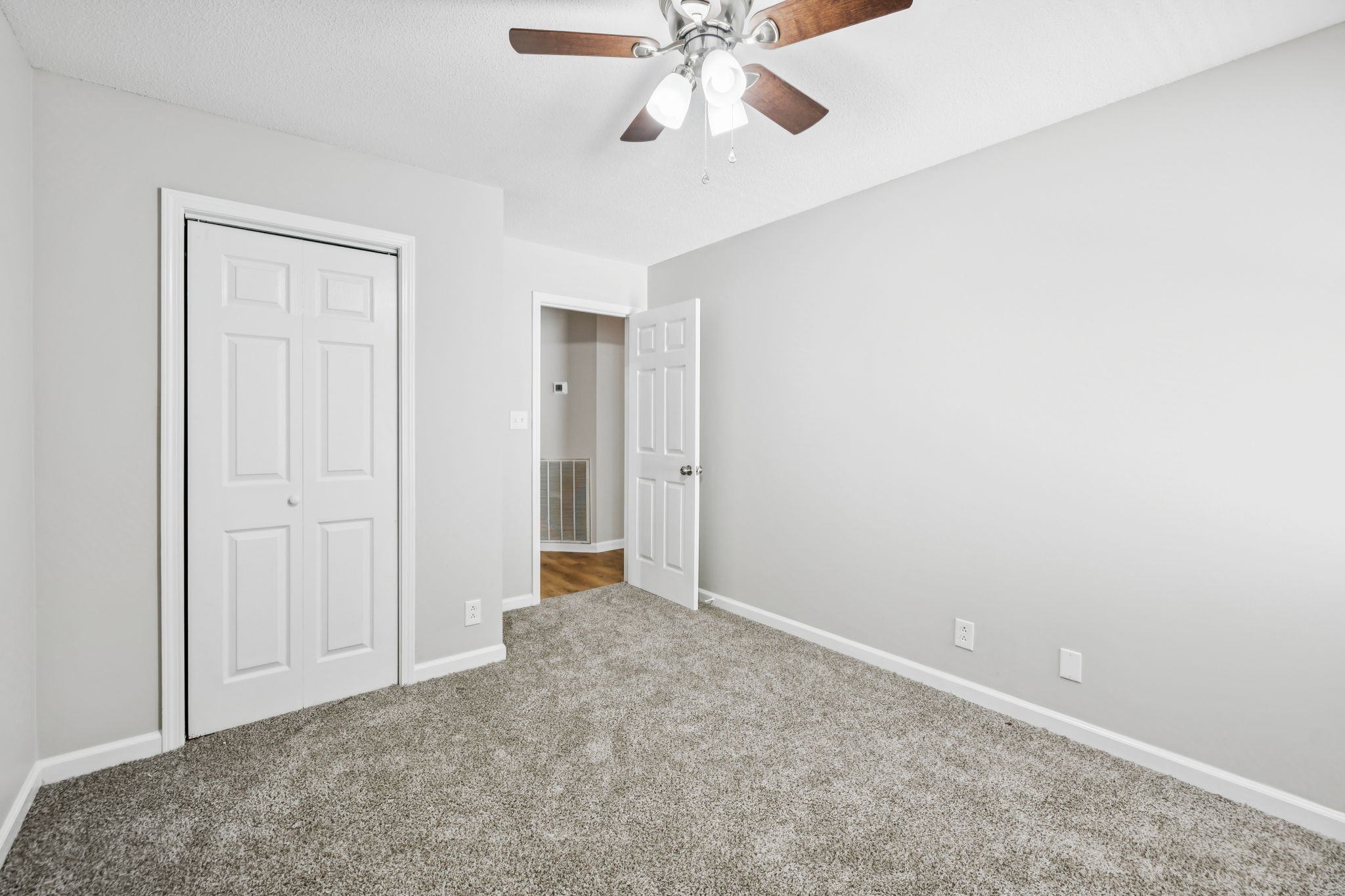 2414 Widgeon Dr Property Photo 45