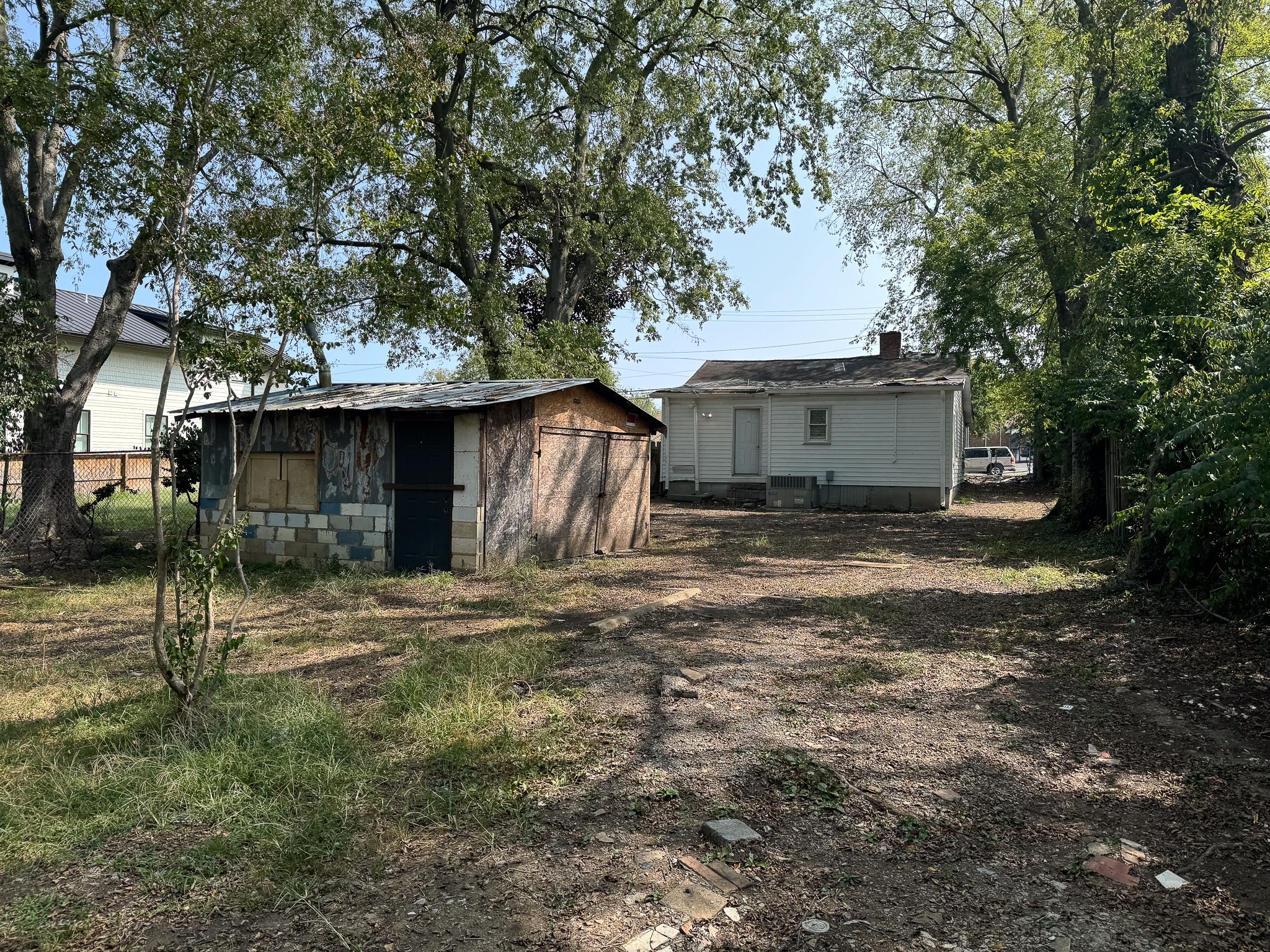 725b 25th Ave, N Property Photo 3