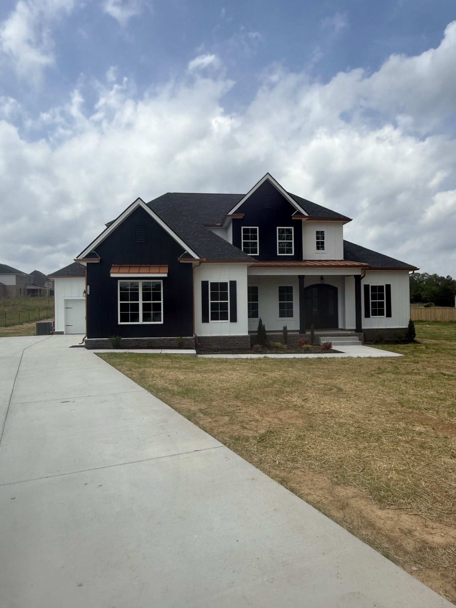 2115 Harkreader Road Property Photo