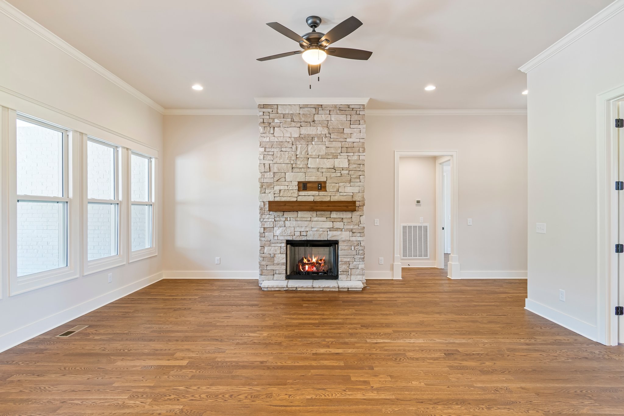 4104 Affiant Way Property Photo 8