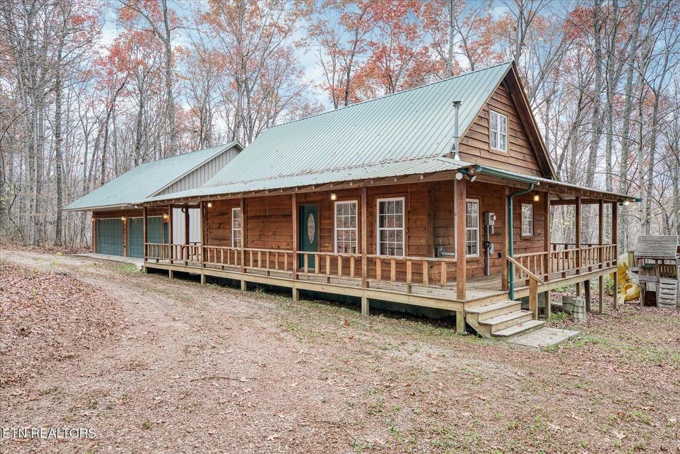 355 Joe Barnett Rd Property Photo 5