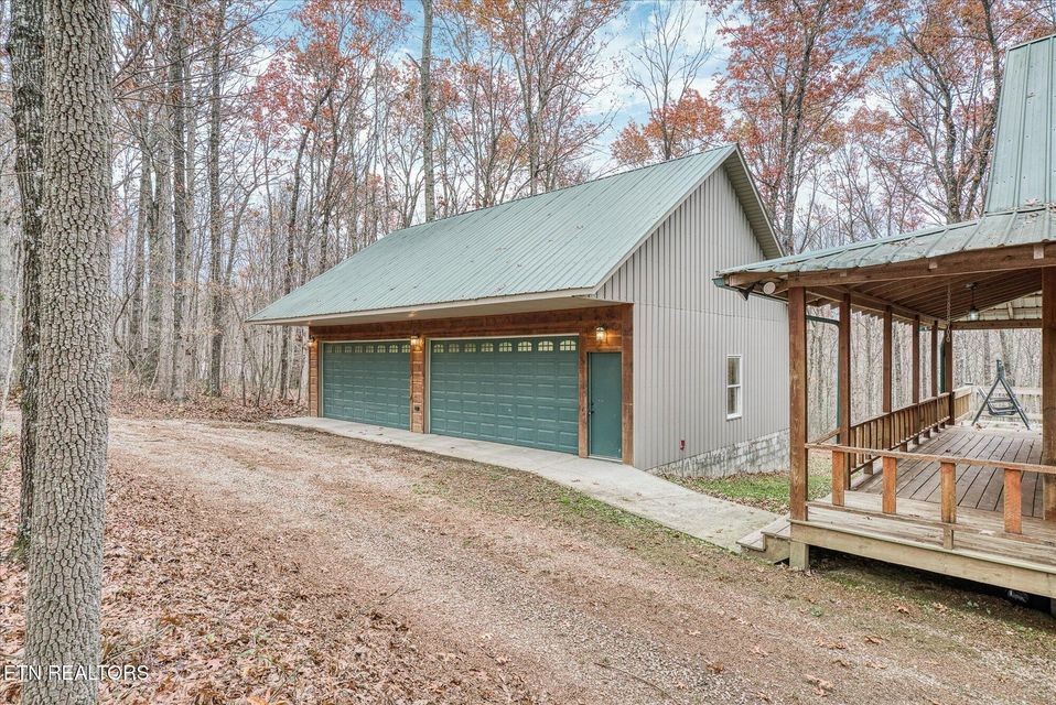 355 Joe Barnett Rd Property Photo 7