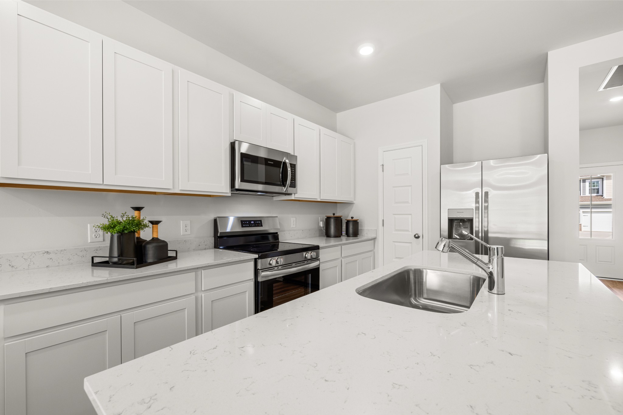 1630 Manuka Lane Property Photo 9