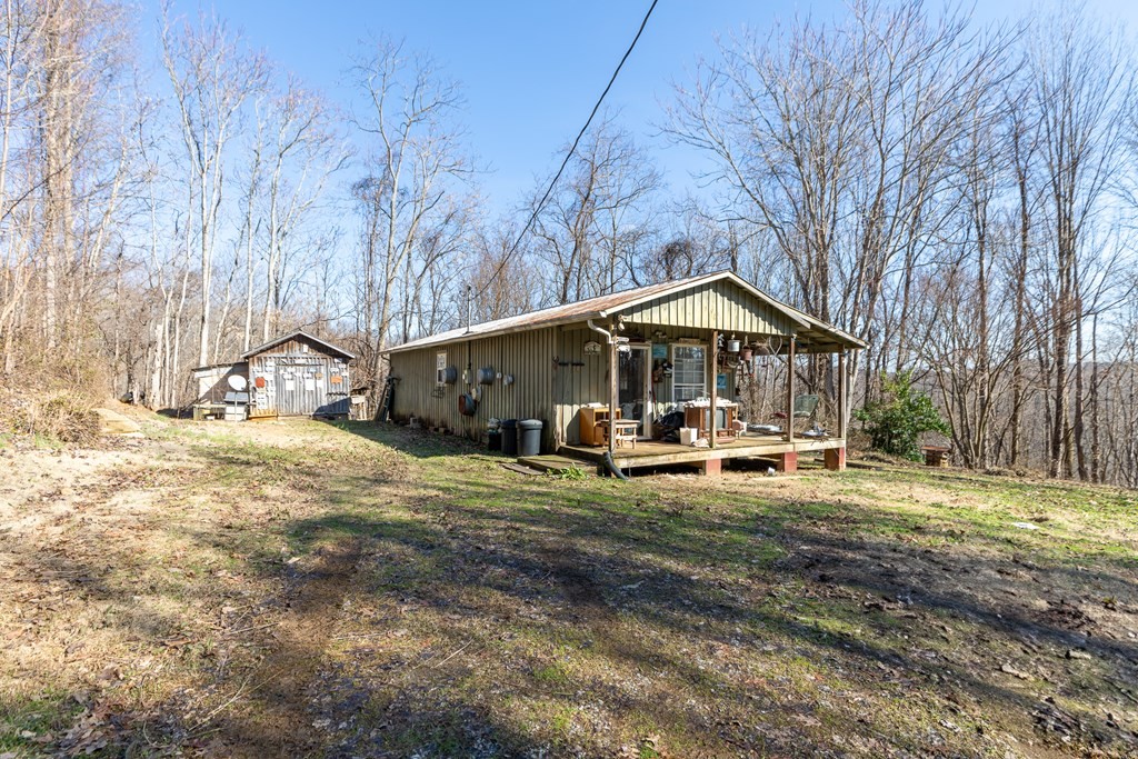 224 Golden Lane Property Photo 1