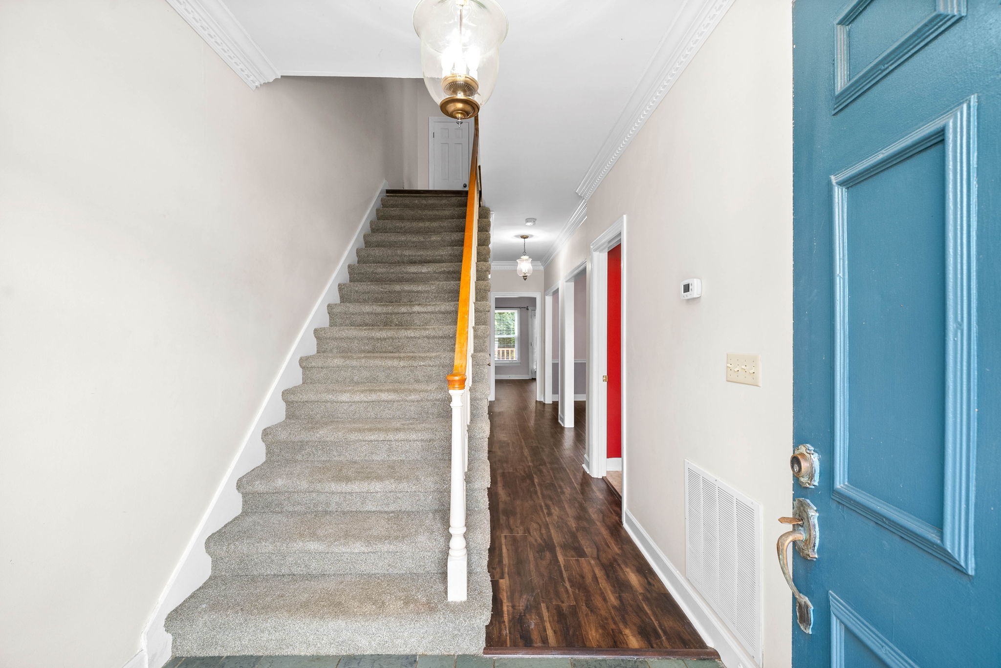 1137 Madison St Property Photo 5